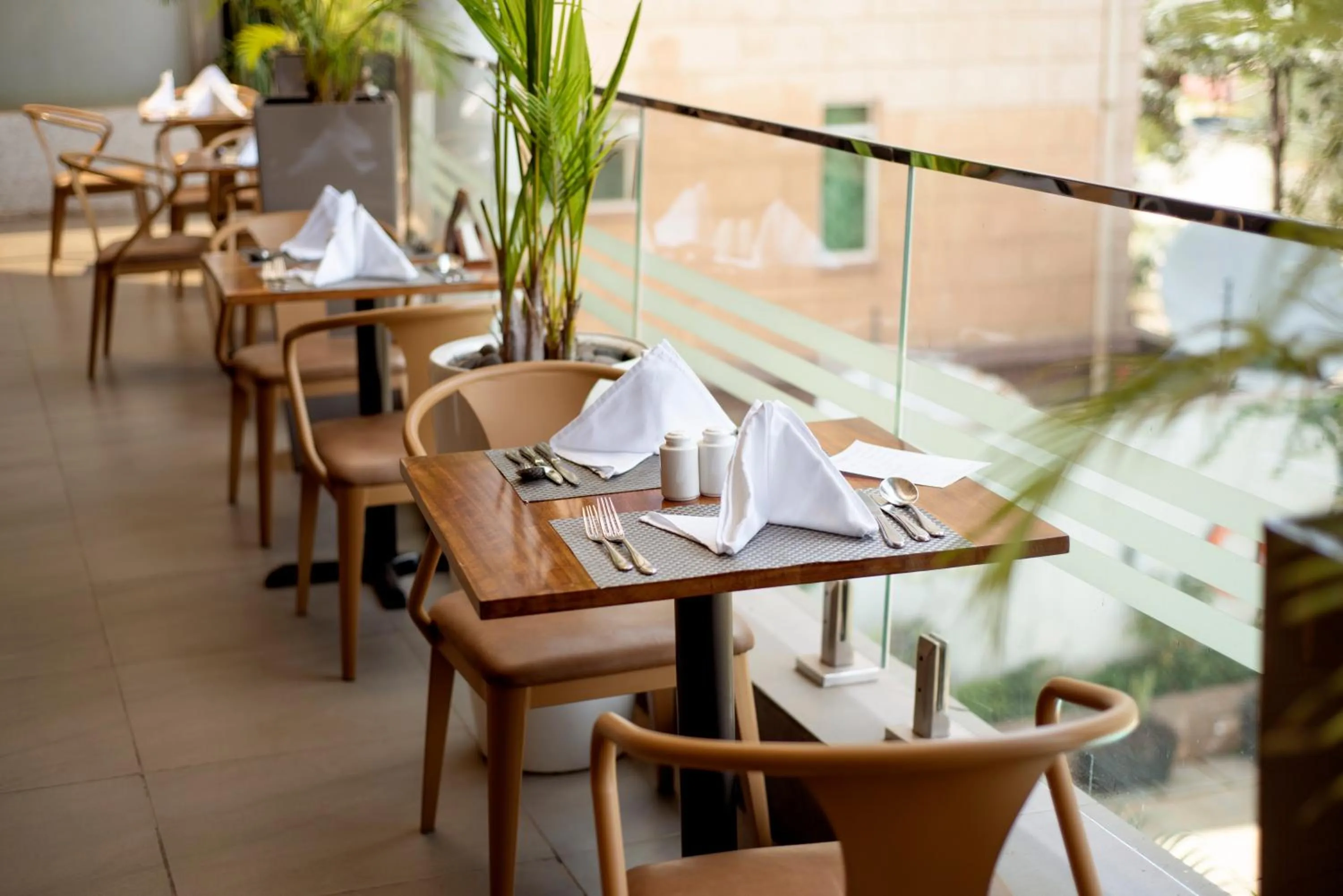 Restaurant/places to eat in Royal Tulip Canaan Nairobi