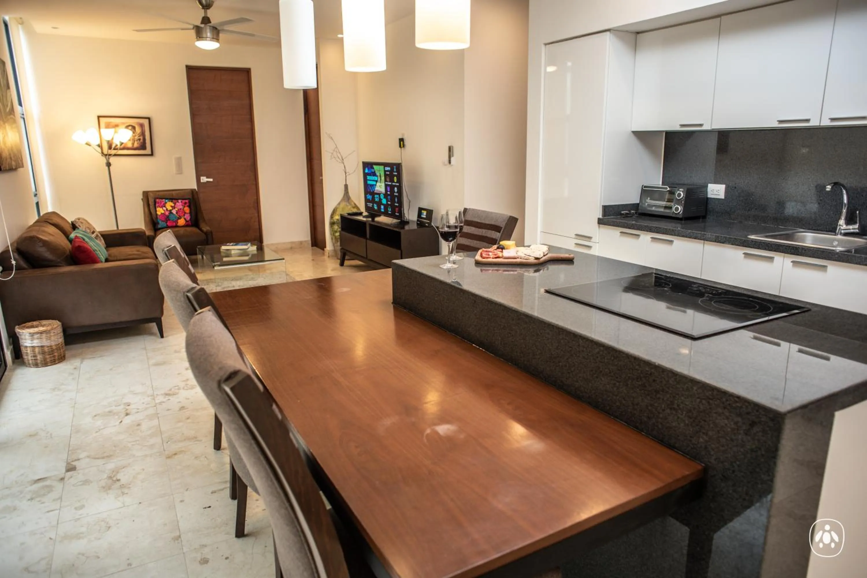 Kitchen or kitchenette in Anah Tulum