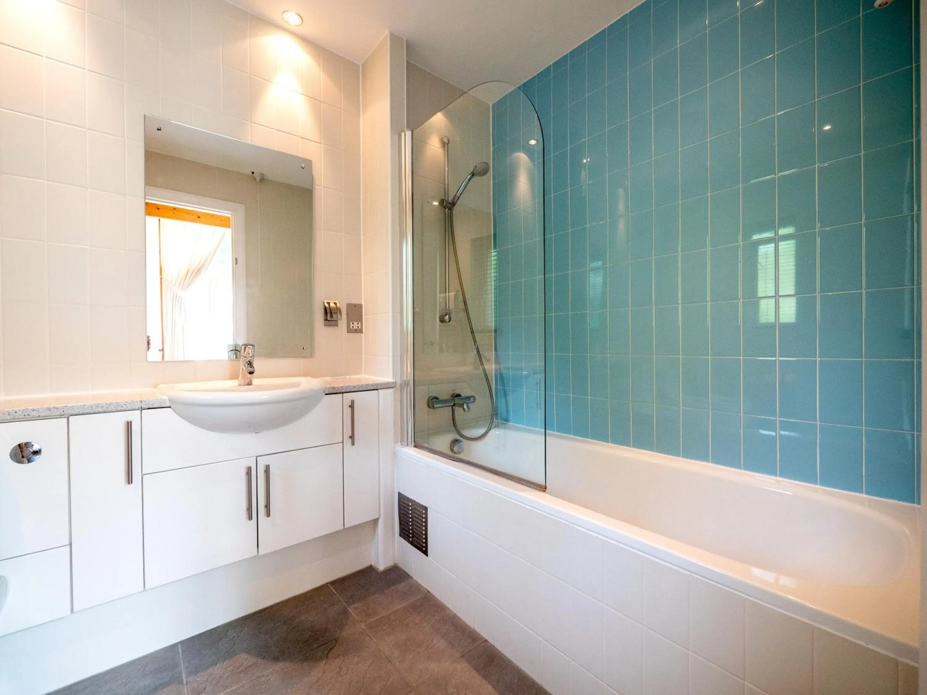 Shower in The Valley