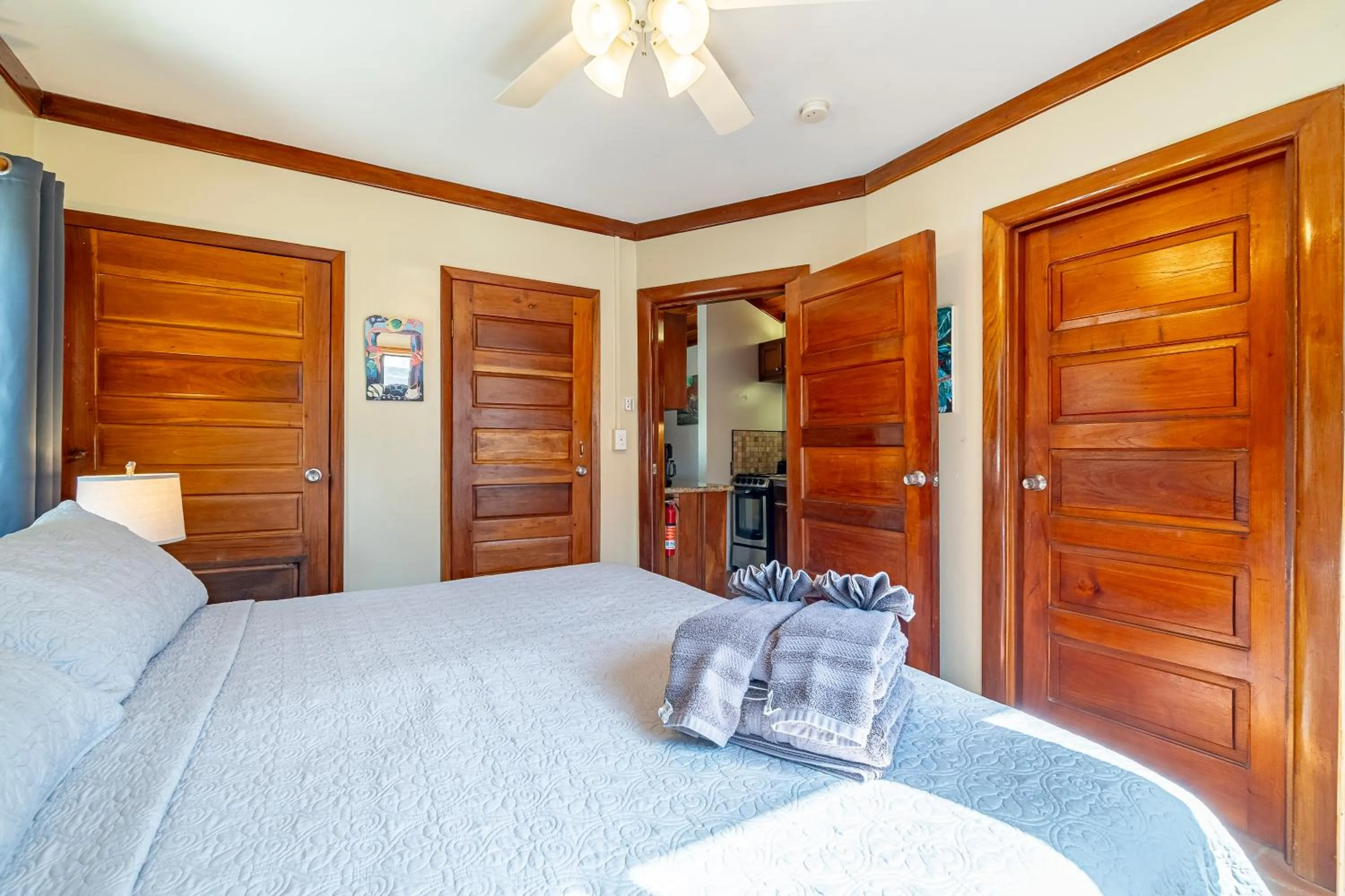 Bed in Tradewinds Paradise Villas