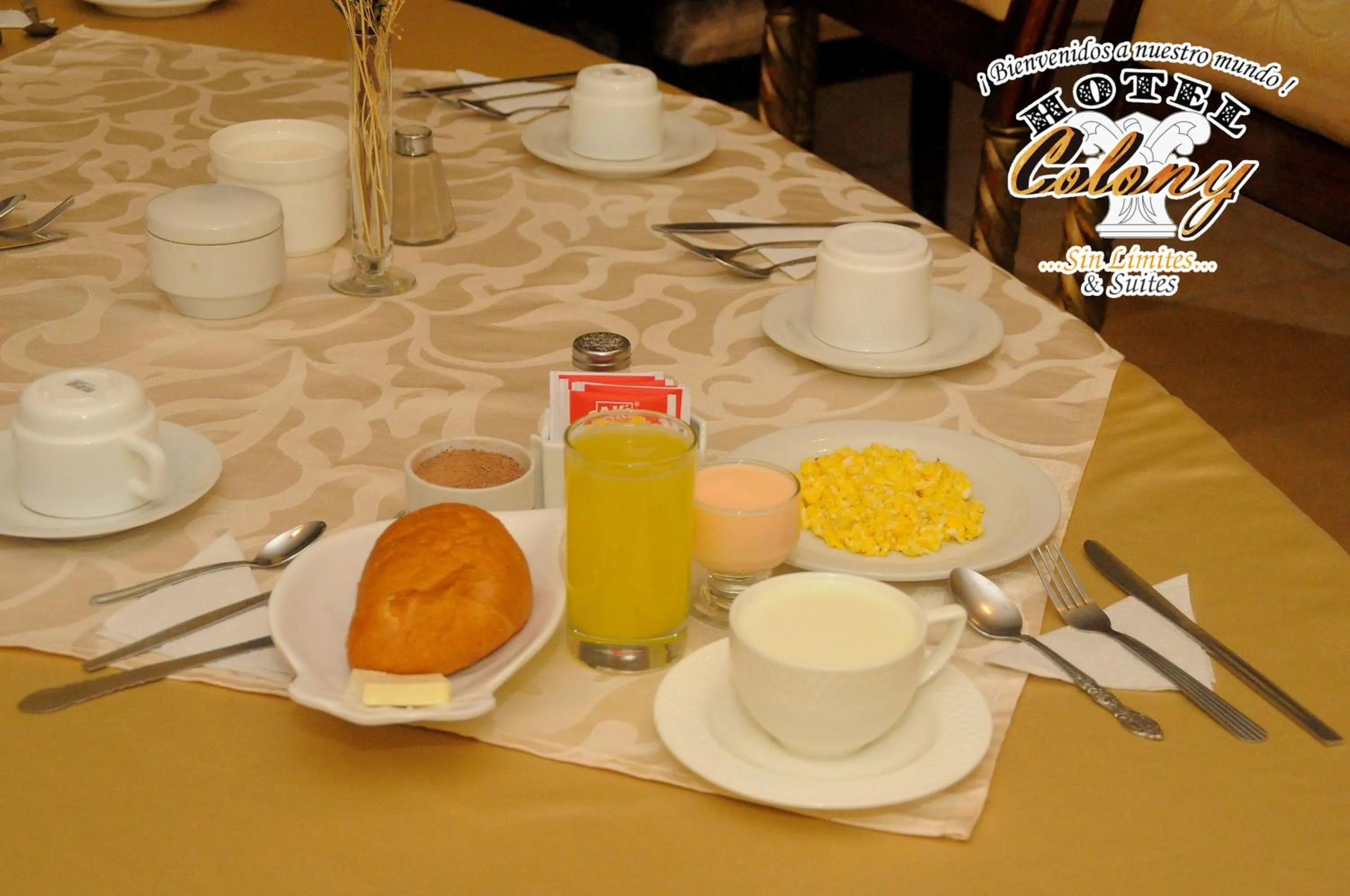 Breakfast in Colony Inn Hotel
