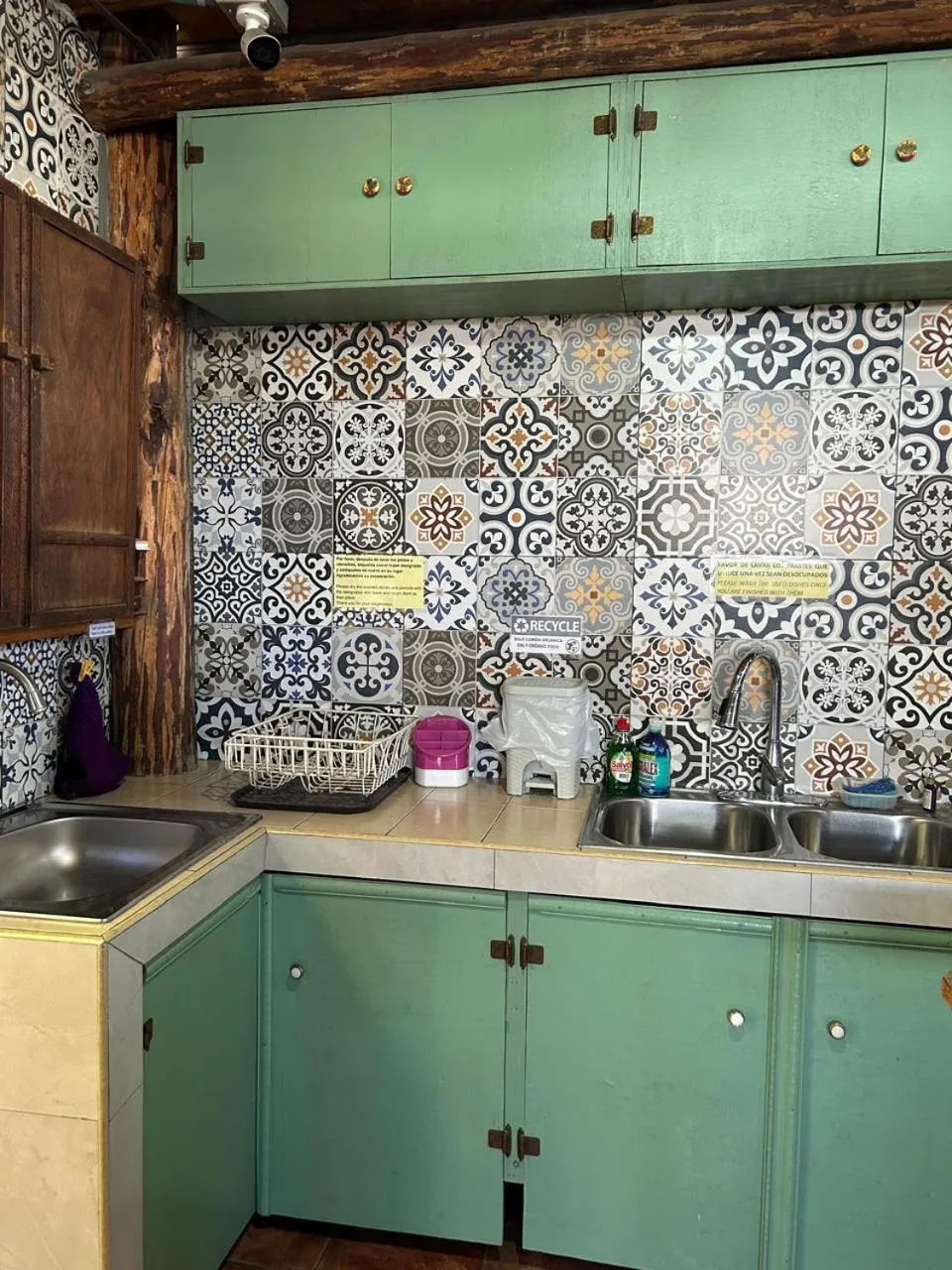 Kitchen or kitchenette in Pension Baja Paradise
