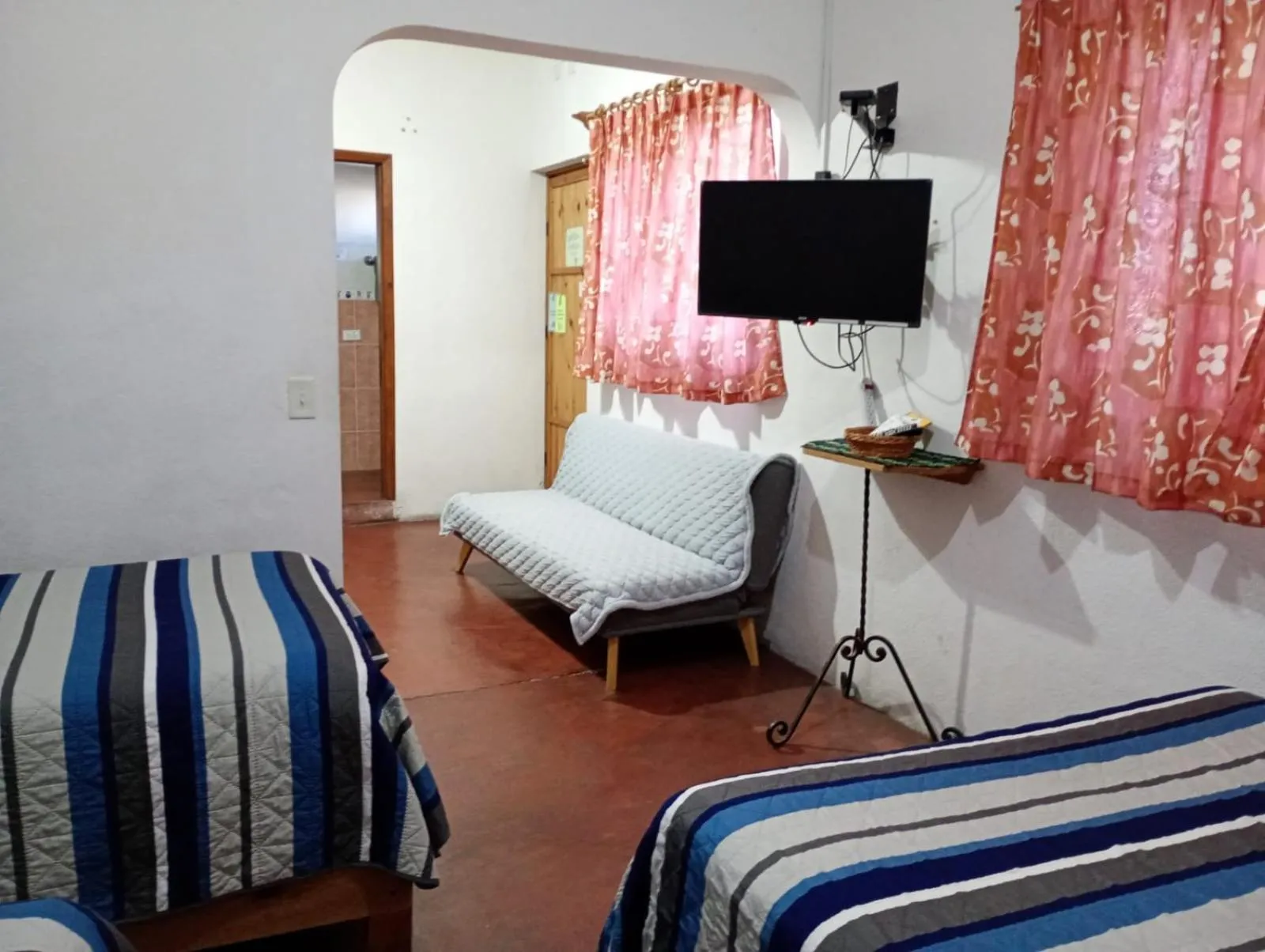 TV and multimedia, Bed in Pension Baja Paradise