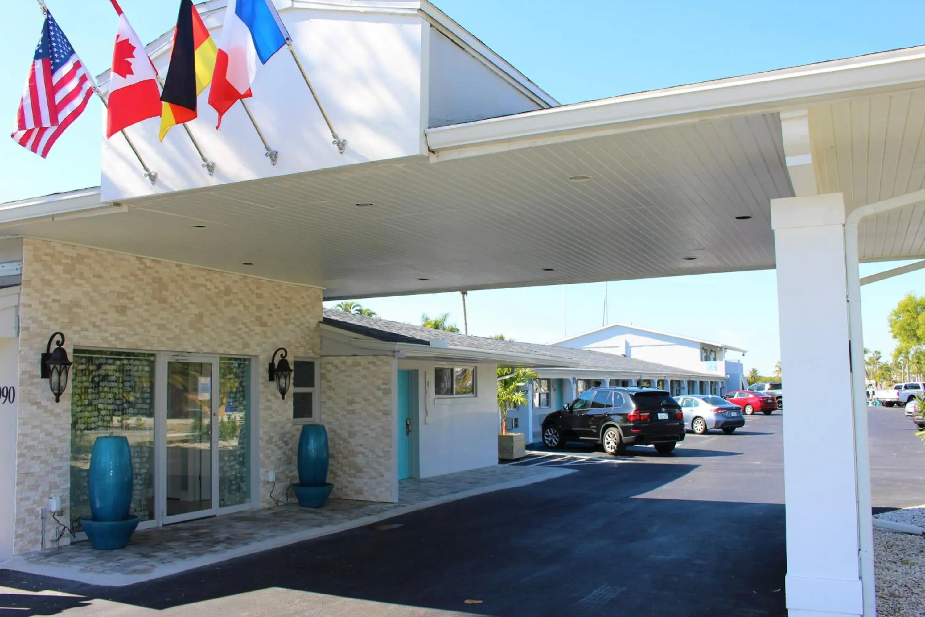 Facade/entrance in Latitude 26 Waterfront Boutique Resort - Fort Myers Beach Facade/entrance in Latitude 26 Waterfront Boutique Resort - Fort Myers Beach
