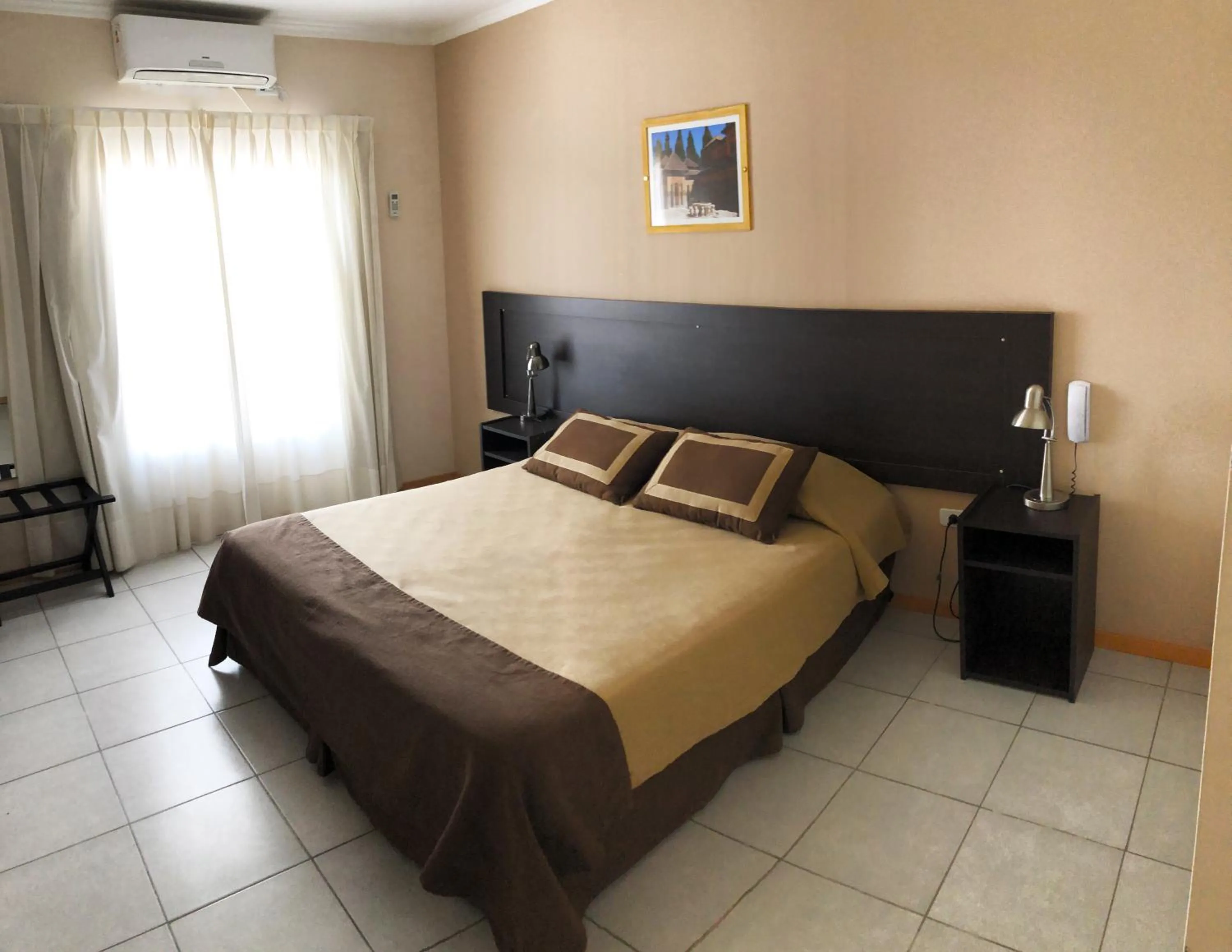 Photo of the whole room, Bed in Apart Hotel Granada