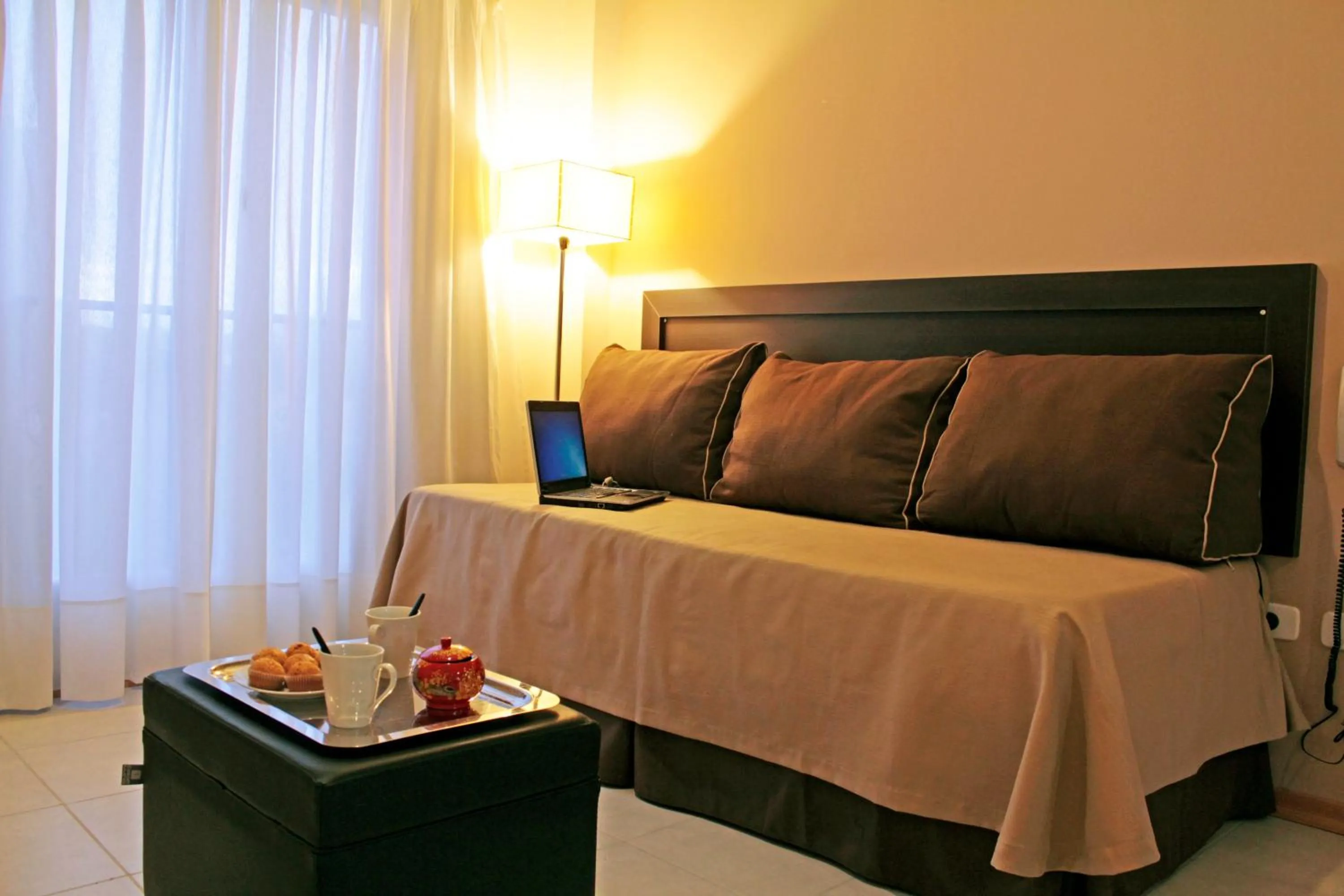 Living room, Bed in Apart Hotel Granada