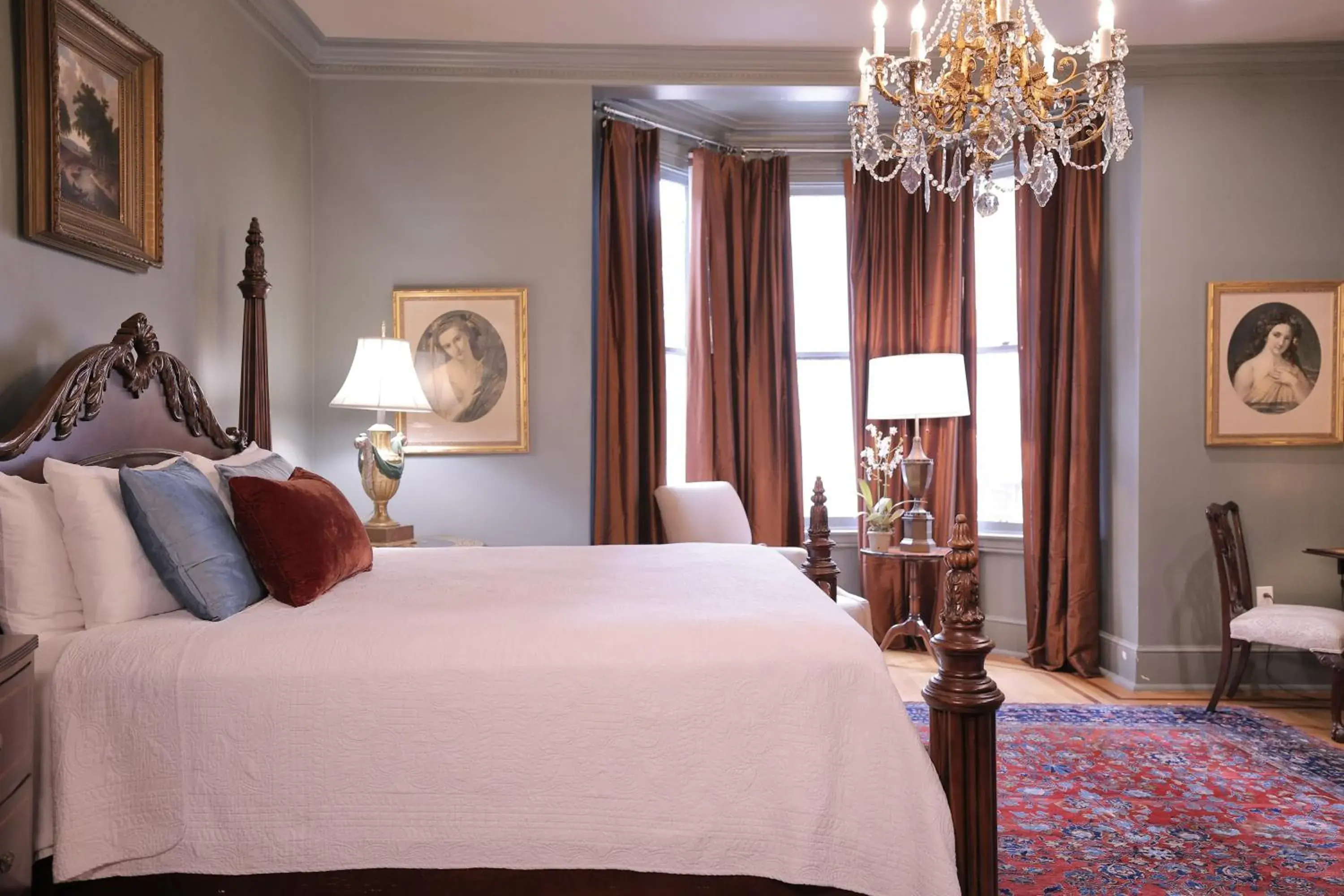 Superior King Room in Foley House Inn Superior King Room in Foley House Inn