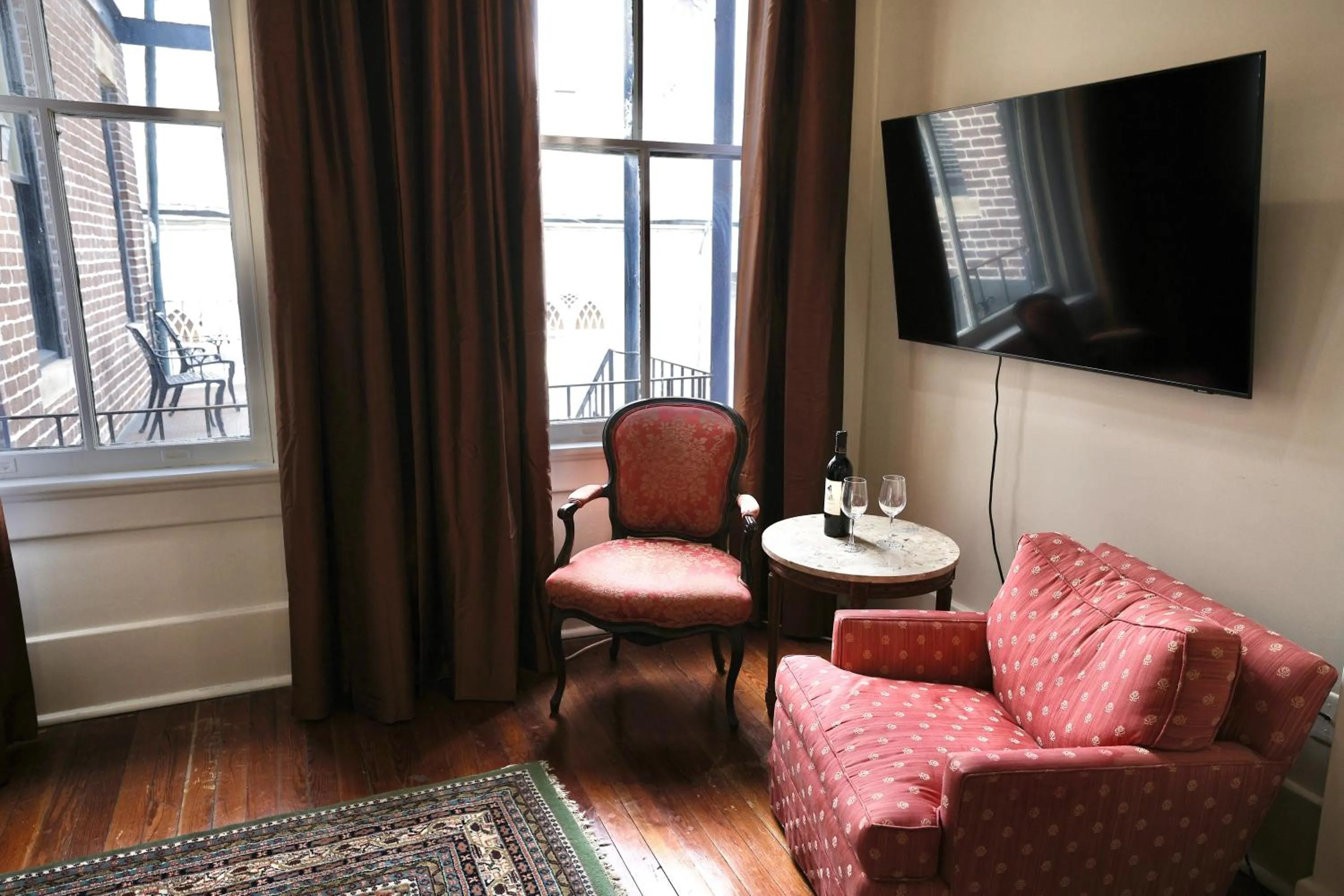 Living room in Foley House Inn