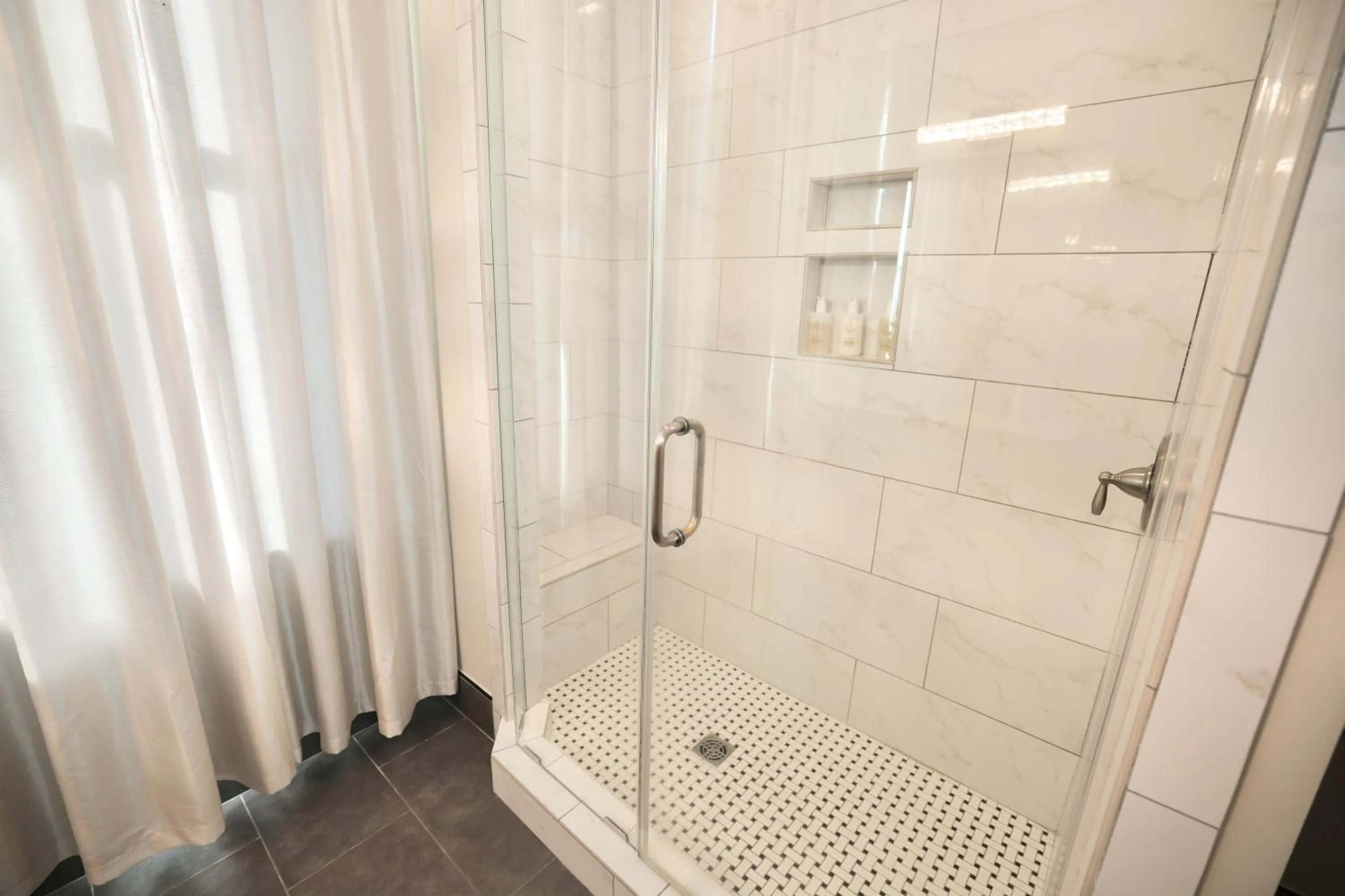 Bathroom in Foley House Inn