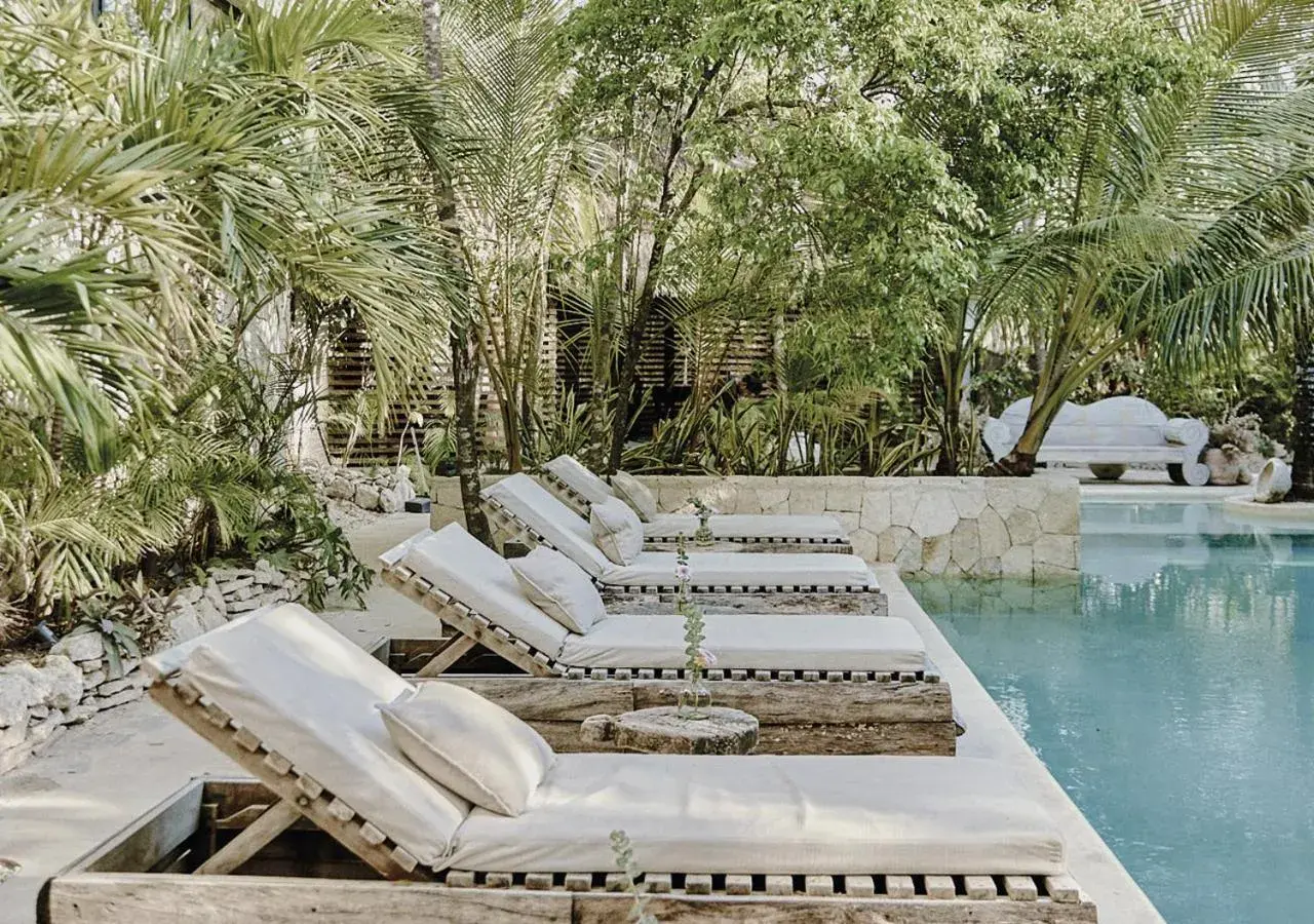 Swimming pool in Una Vida Swimming pool in Una Vida