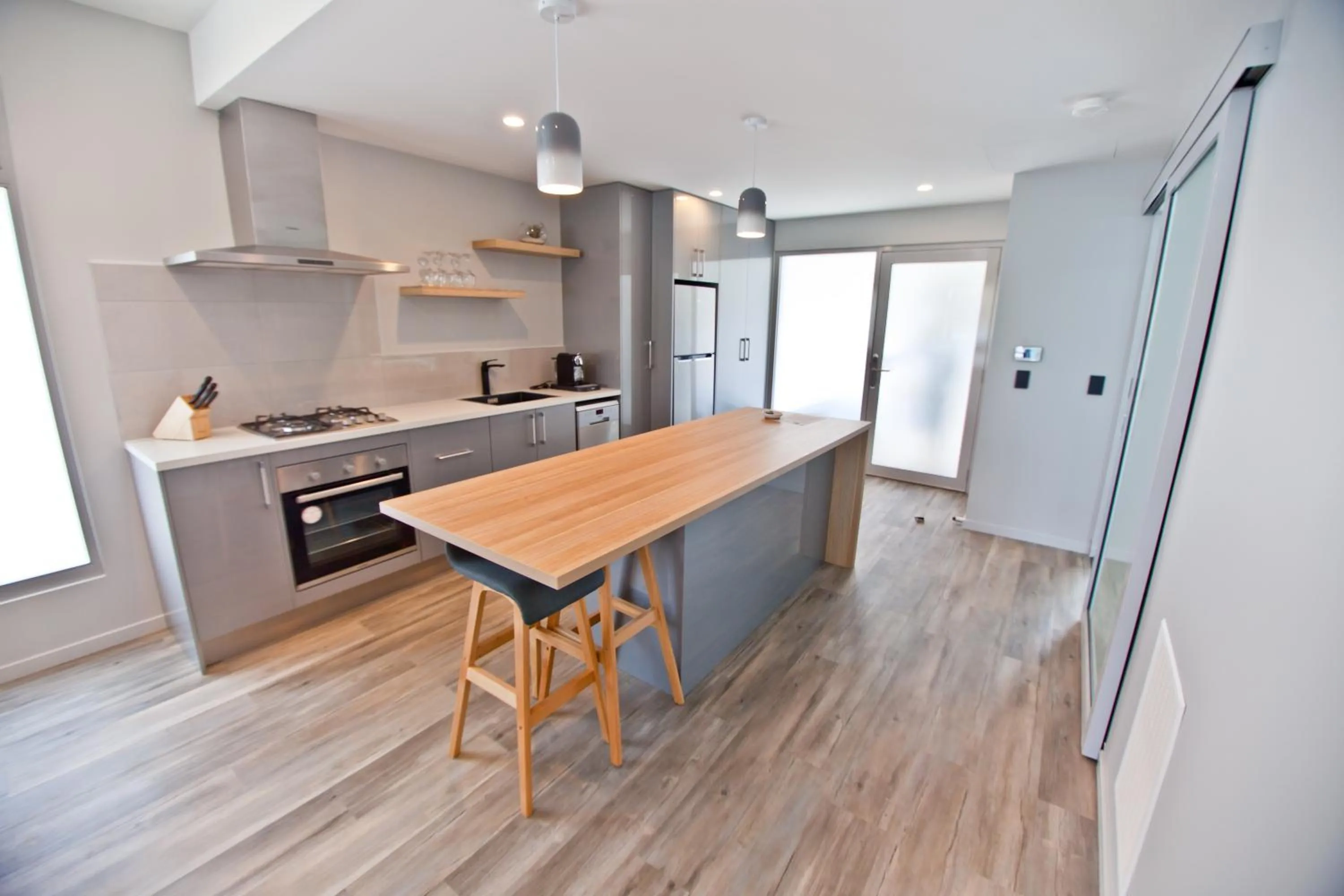 Kitchen or kitchenette in Waterfront Apartments
