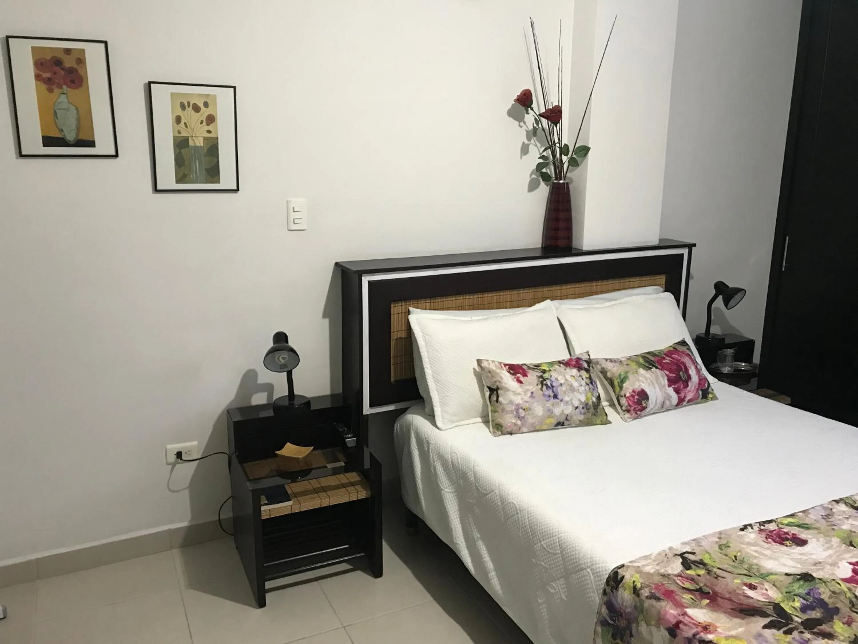 Bed in Hotel Meson de las Flores