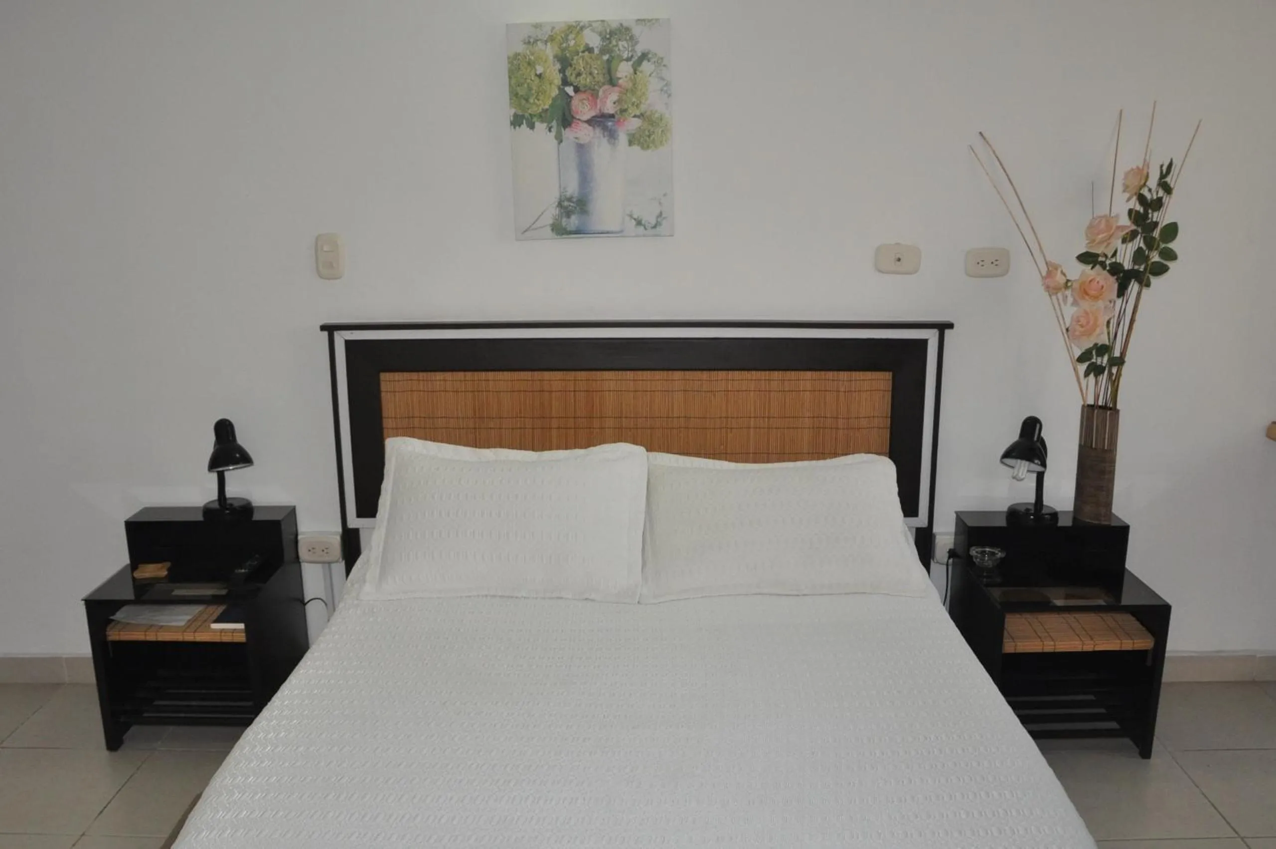 Photo of the whole room, Bed in Hotel Meson de las Flores