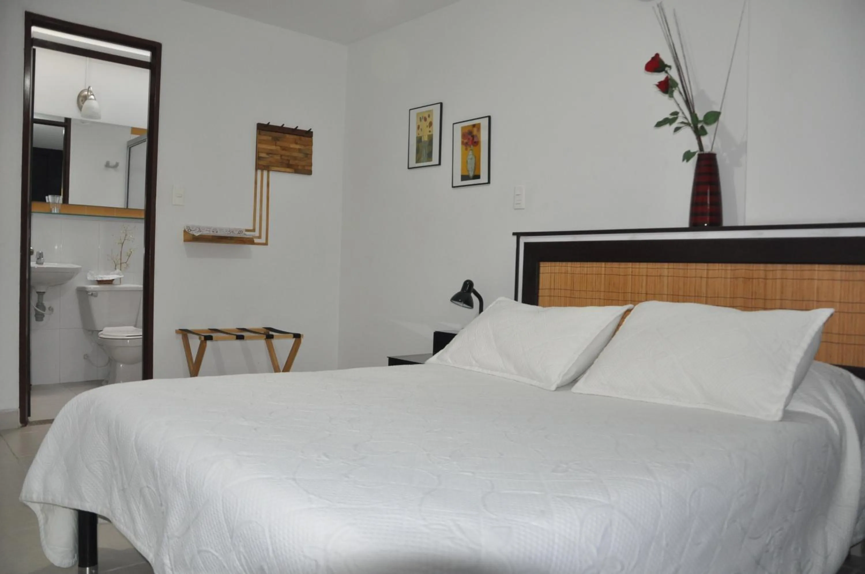 Photo of the whole room, Bed in Hotel Meson de las Flores