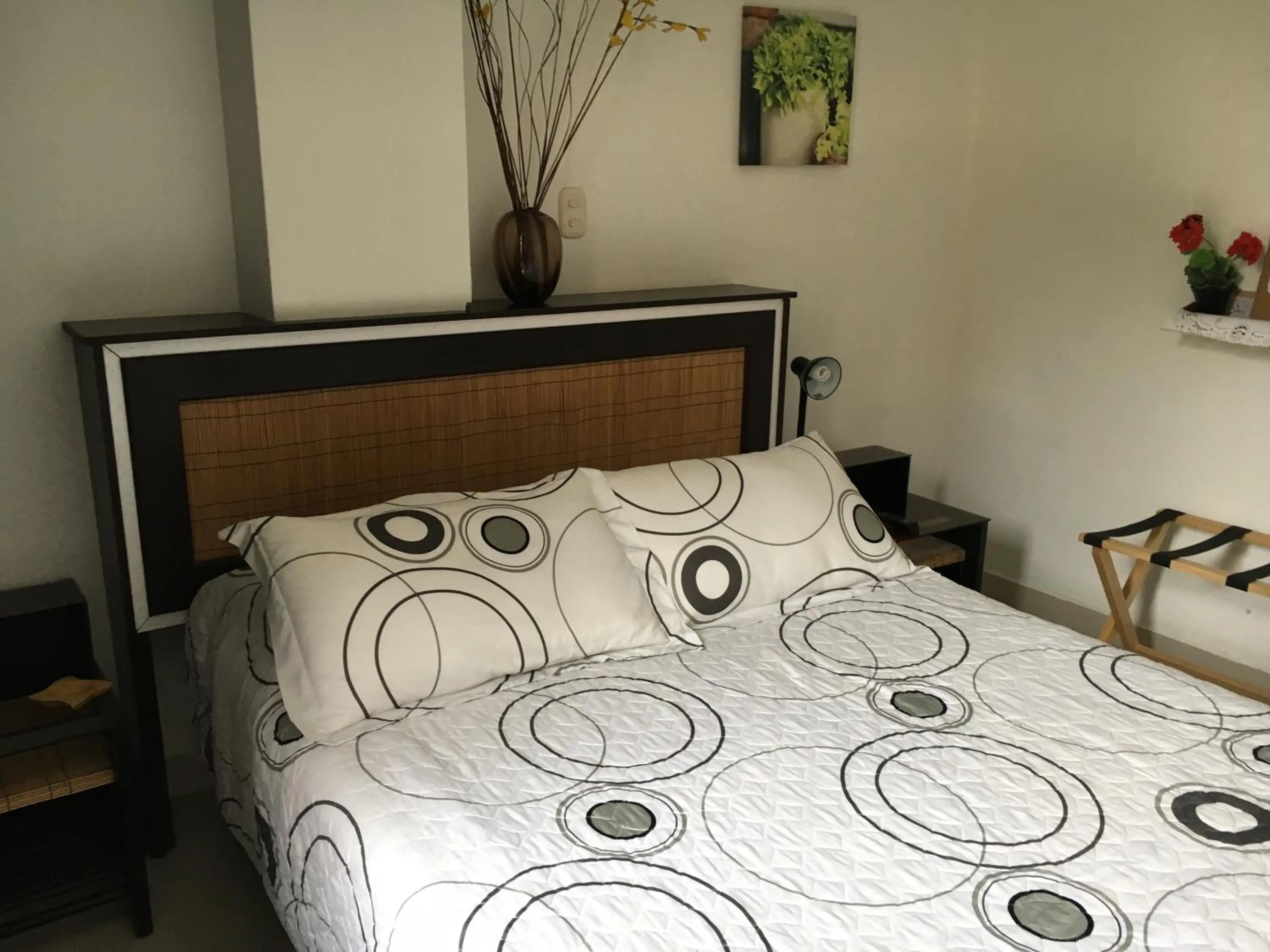 Photo of the whole room, Bed in Hotel Meson de las Flores
