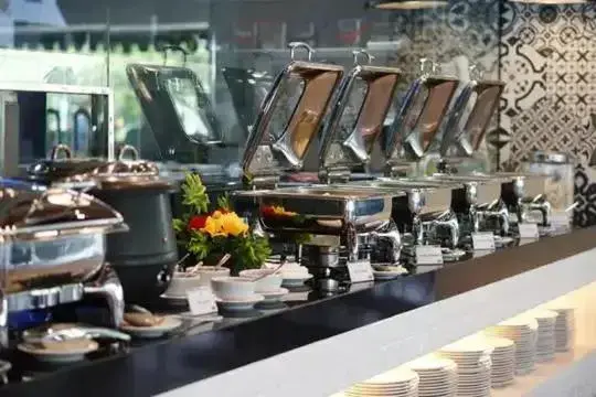 Restaurant/places to eat in OPI Indah Hotel Restaurant/places to eat in OPI Indah Hotel