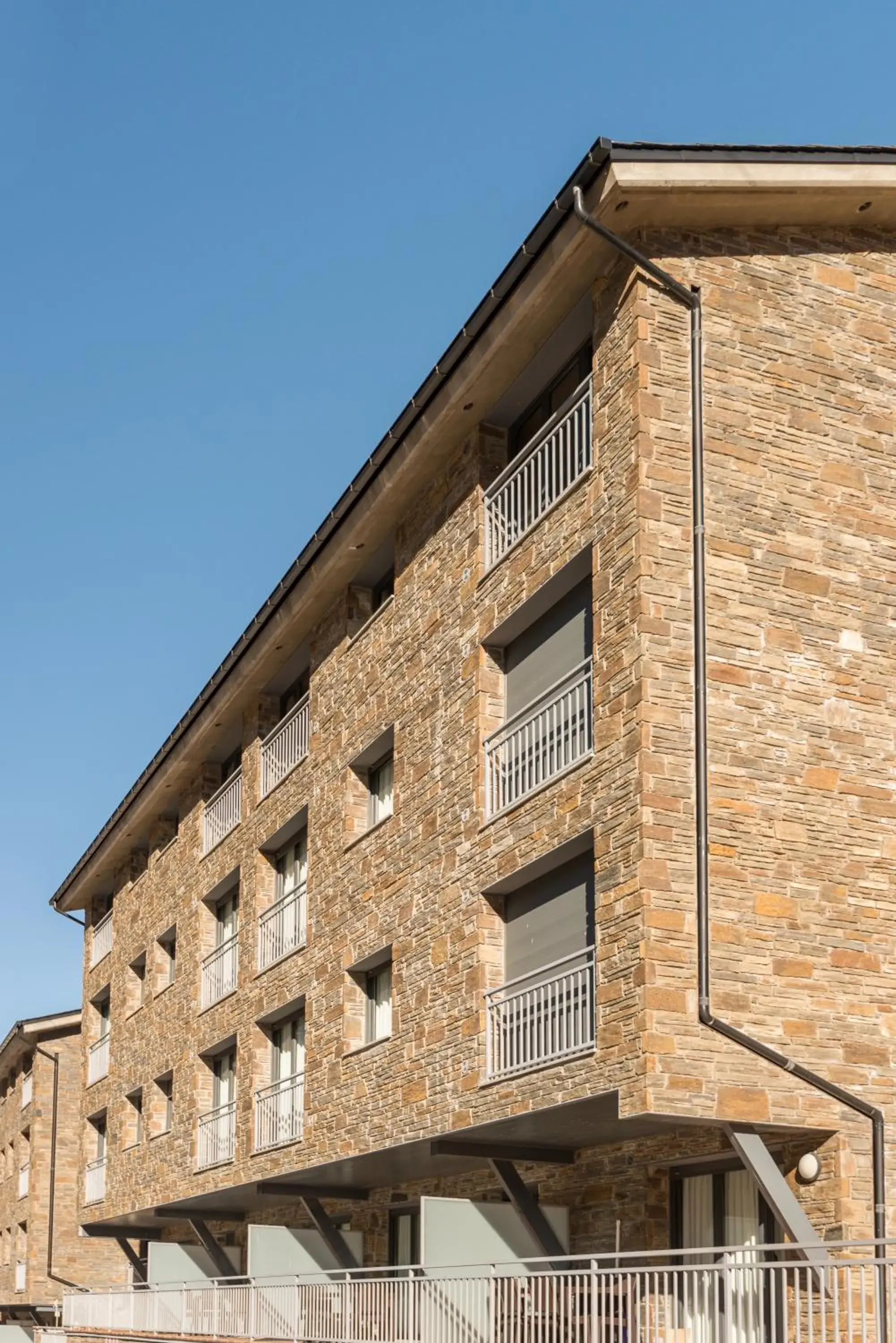 Facade/entrance in Pierre & Vacances Andorra Sunari Peretol Facade/entrance in Pierre & Vacances Andorra Sunari Peretol