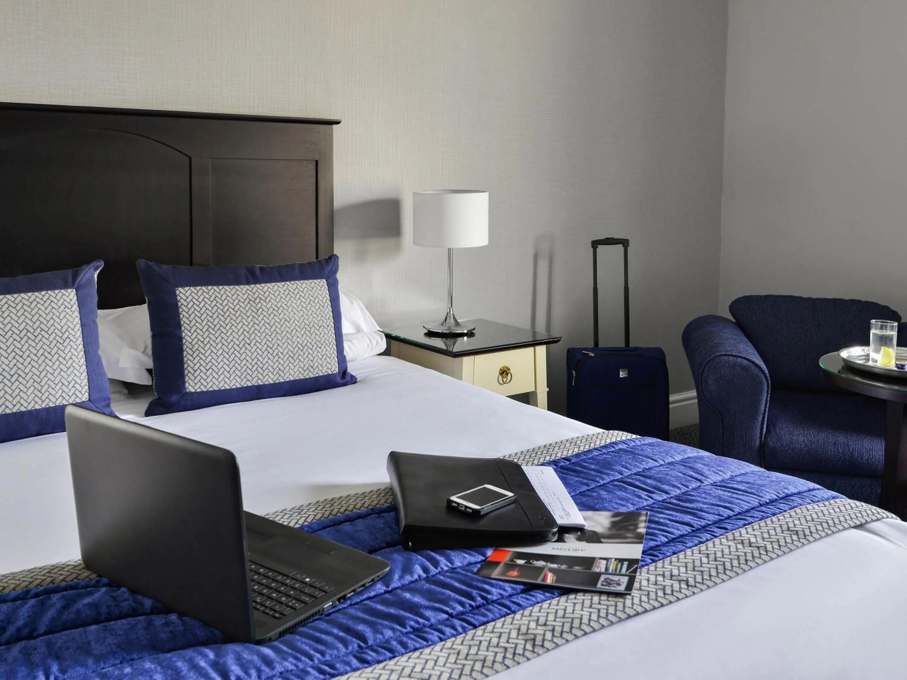 Bedroom, Bed in Mercure Manchester Norton Grange Hotel & Spa