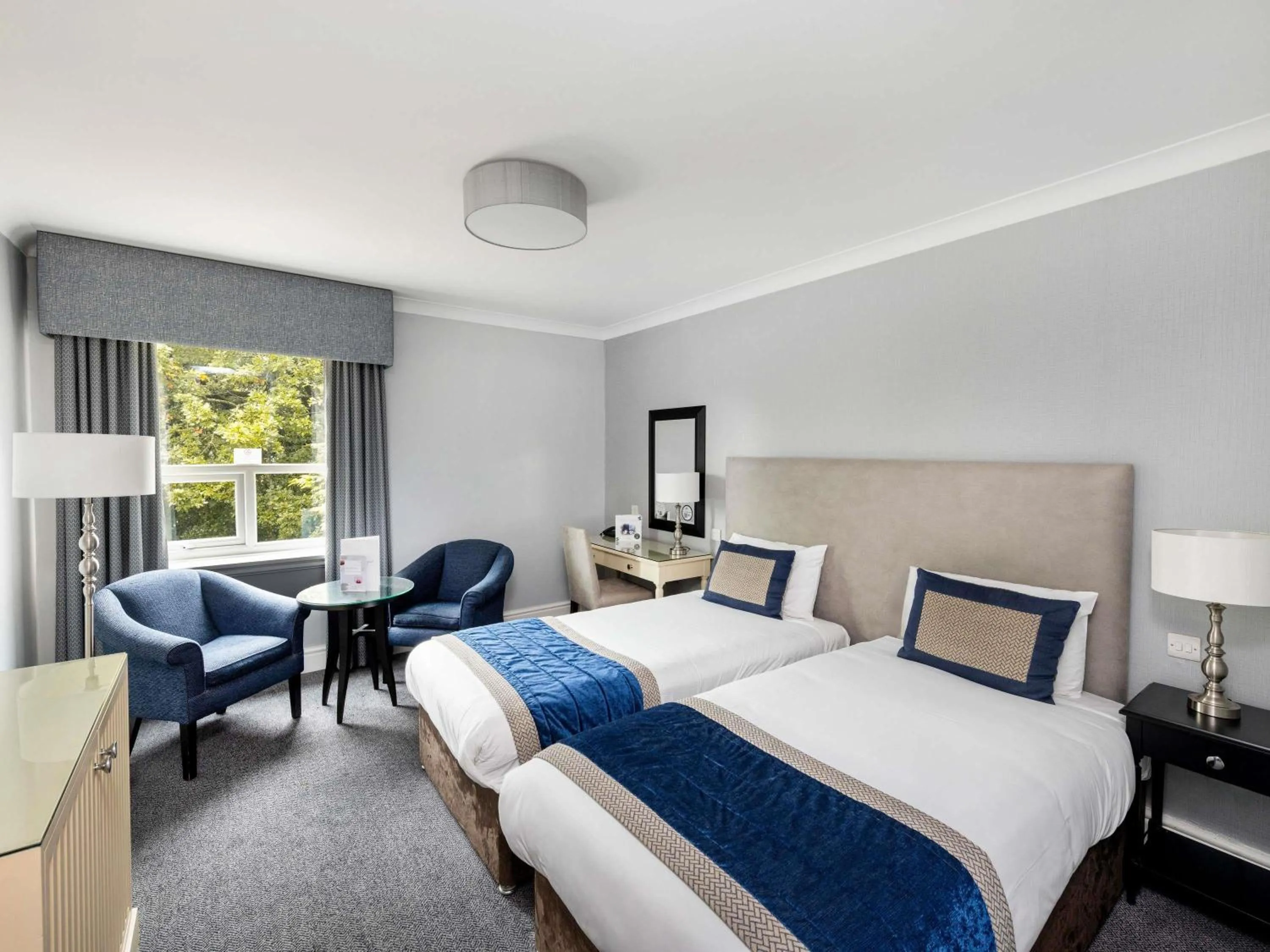 Bedroom, Bed in Mercure Manchester Norton Grange Hotel & Spa