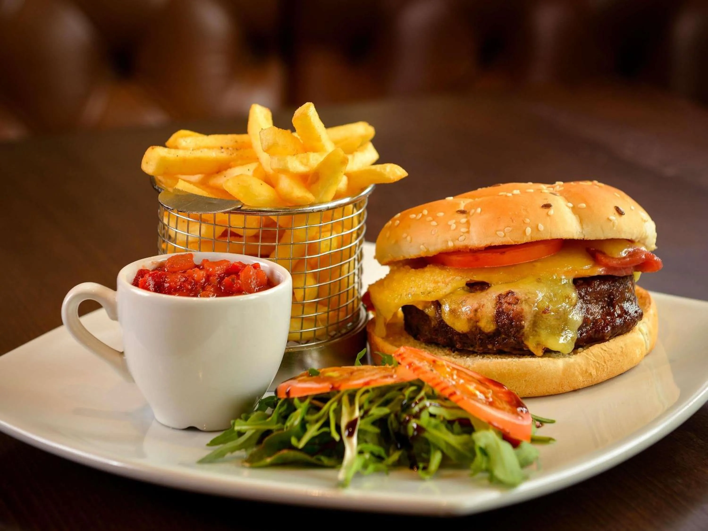 Restaurant/places to eat in Mercure Manchester Norton Grange Hotel & Spa