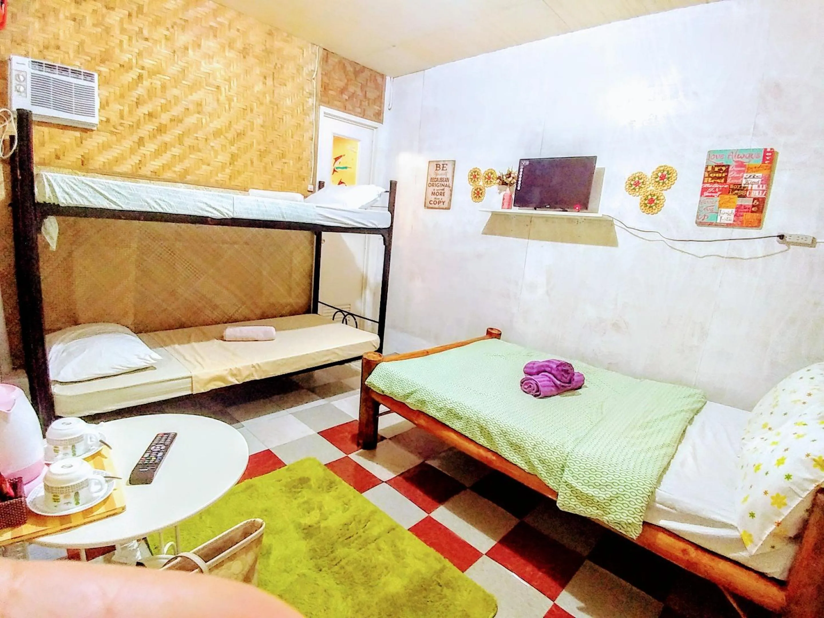 TV and multimedia, Bed in Stay N Save B&B