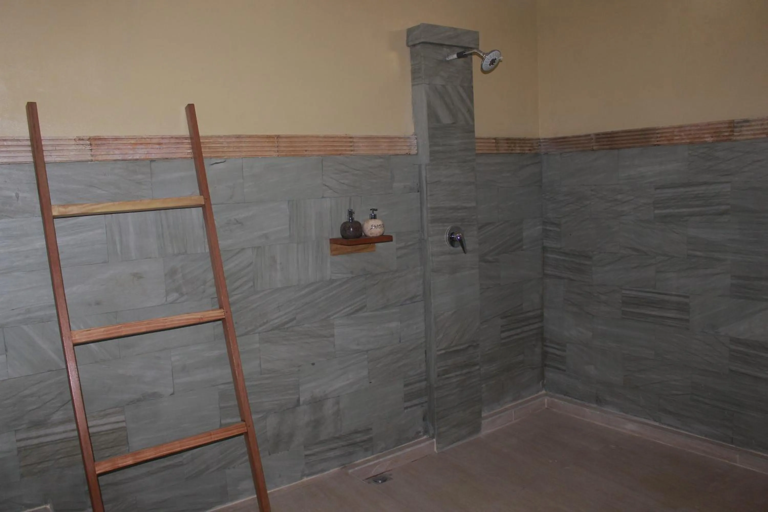 Shower in Taman Padi Villa