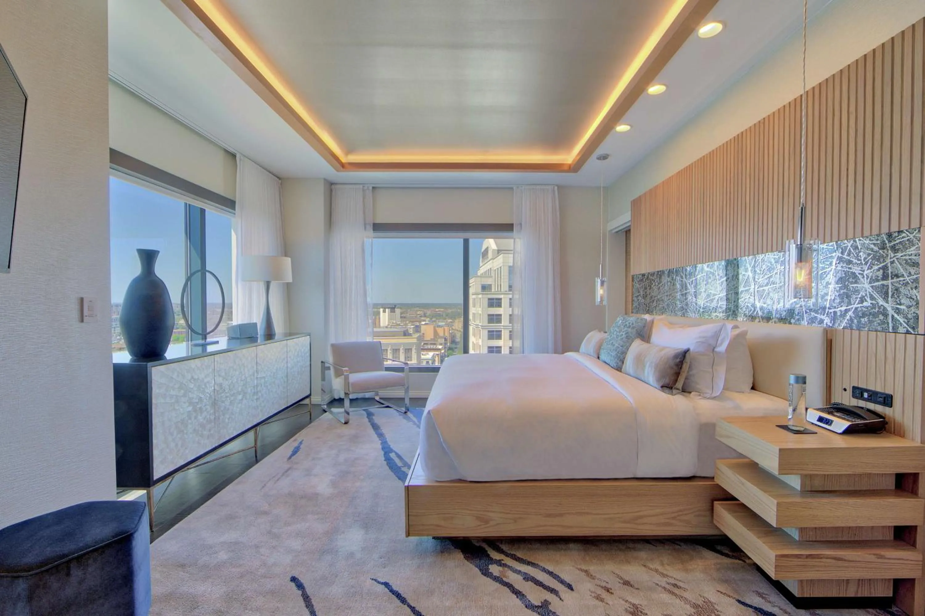 Living room, Bed in Hilton Norfolk The Main