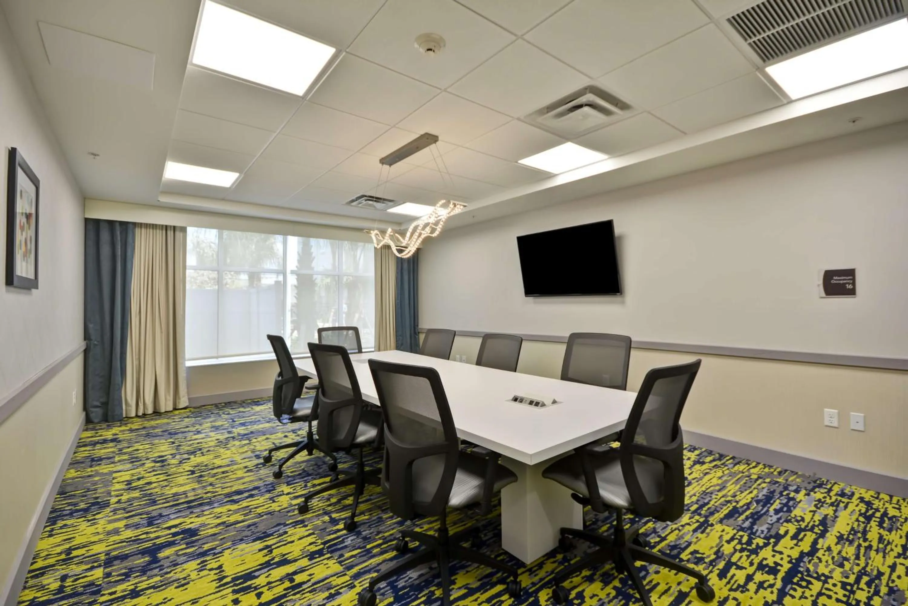 Meeting/conference room in Homewood Suites by Hilton Orlando Theme Parks