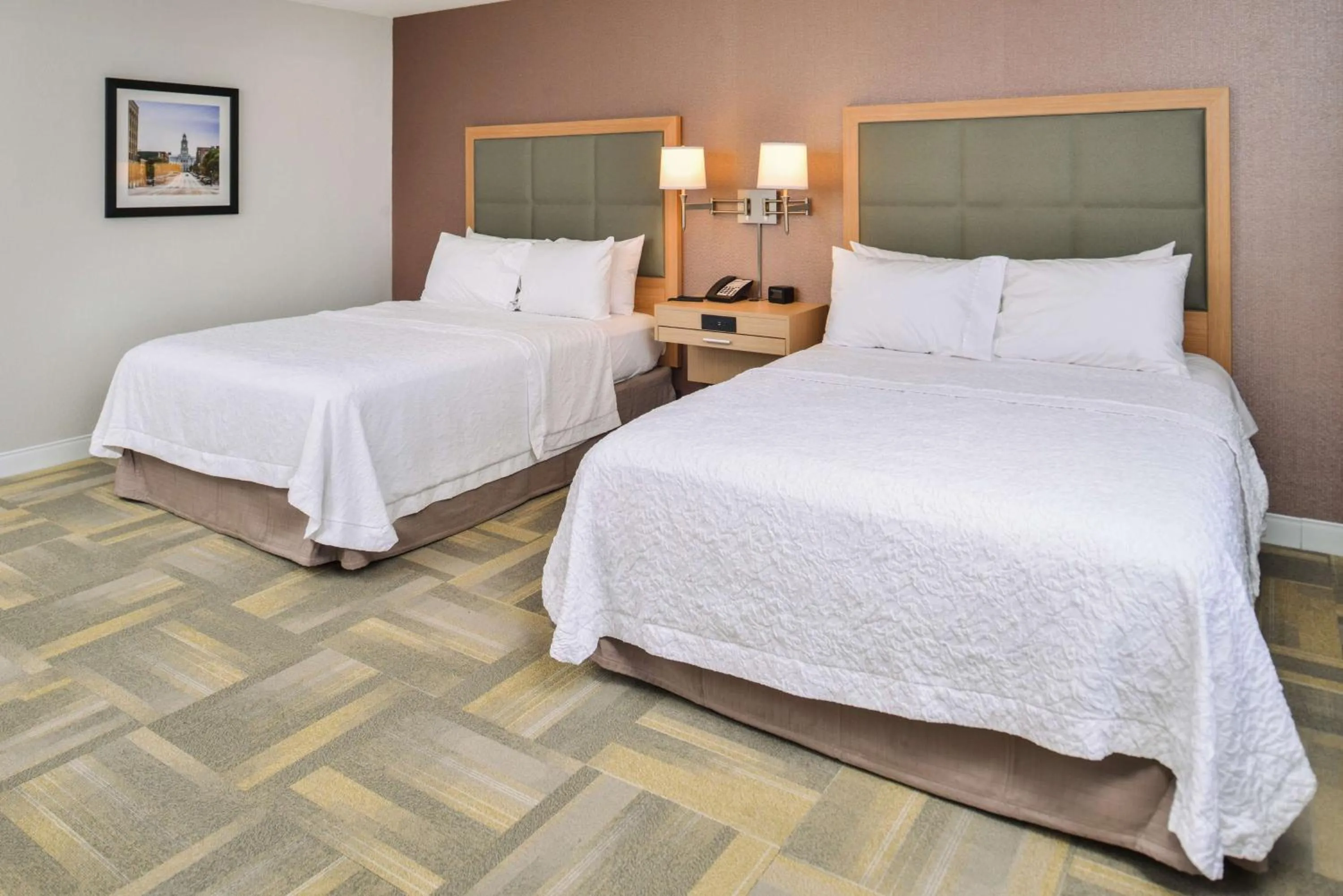 Bed in Hampton Inn and Suites Altoona-Des Moines by Hilton