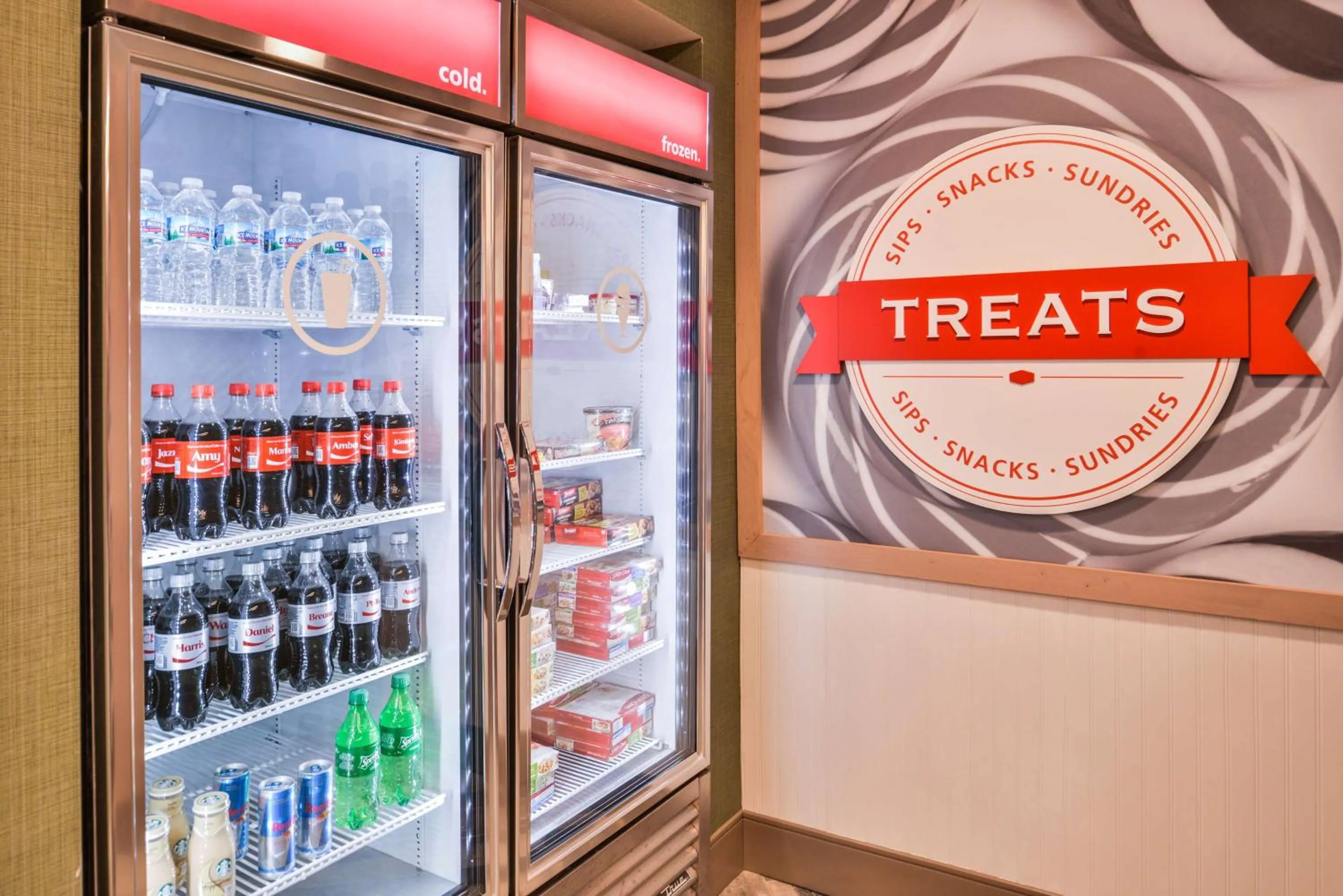 Restaurant/places to eat in Hampton Inn and Suites Altoona-Des Moines by Hilton