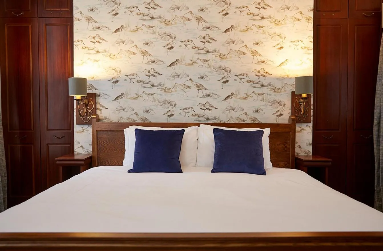 Bed in Old Manse Hotel by Greene King Inns