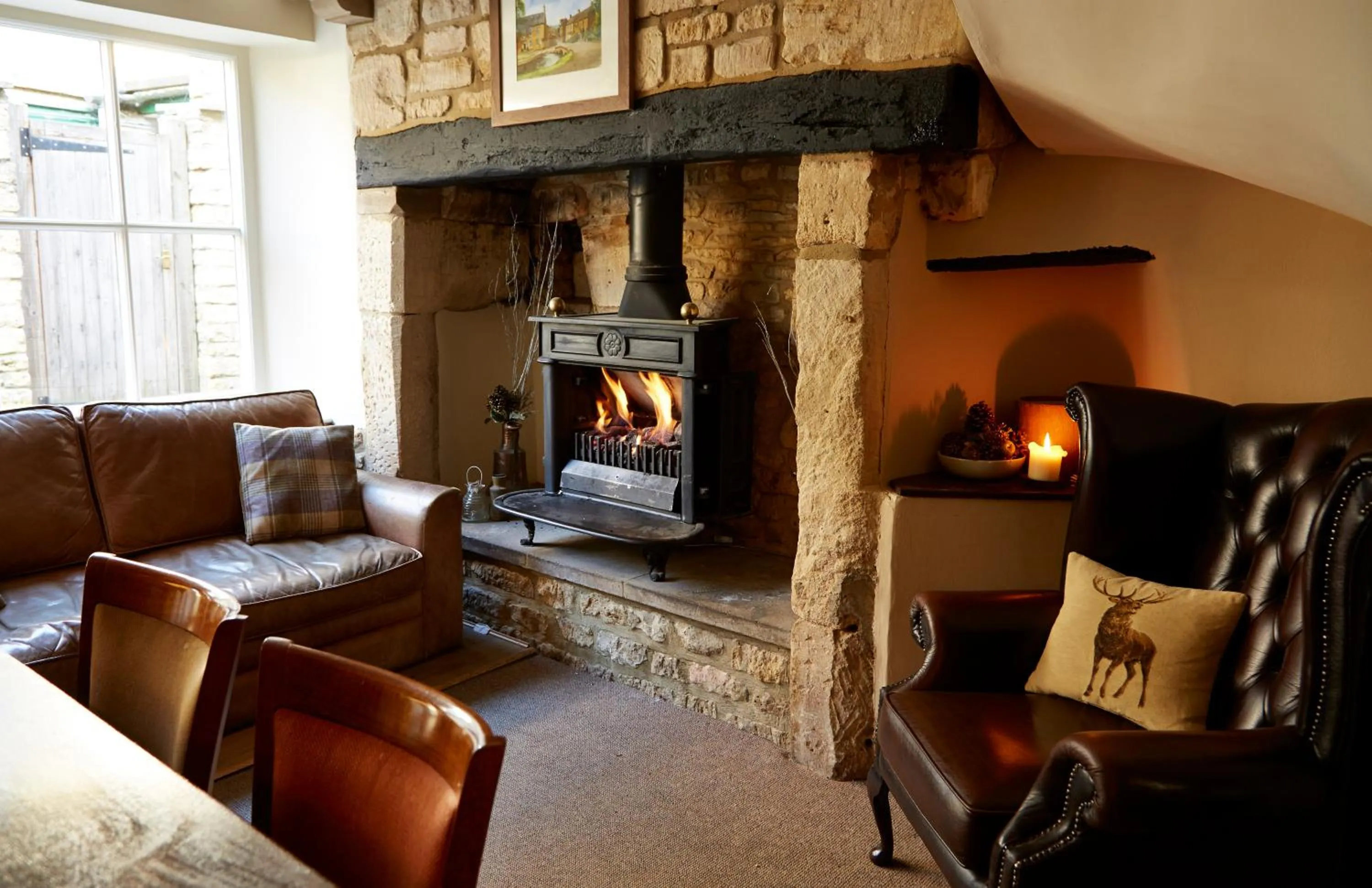 Lounge or bar in Old Manse Hotel by Greene King Inns