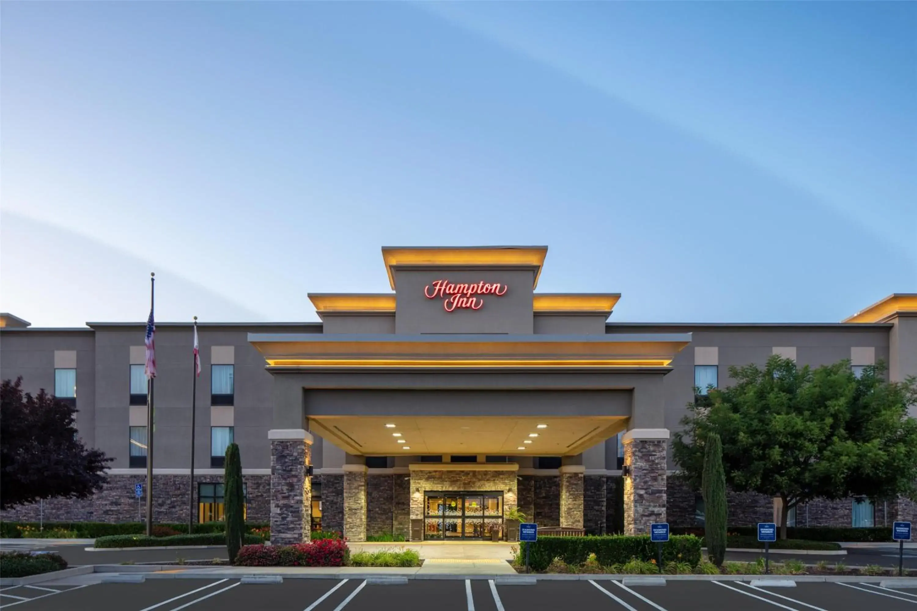 Property building in Hampton Inn by Hilton Turlock Property building in Hampton Inn by Hilton Turlock