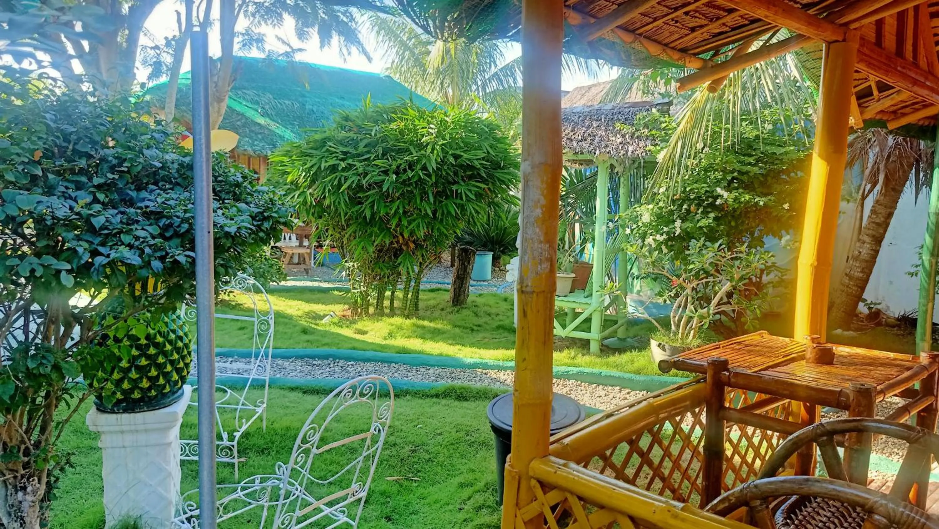 Moalboal Bamboo Guest House
