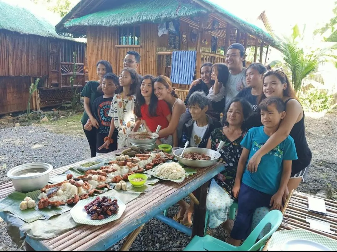 group of guests in Moalboal Bamboo Guest House