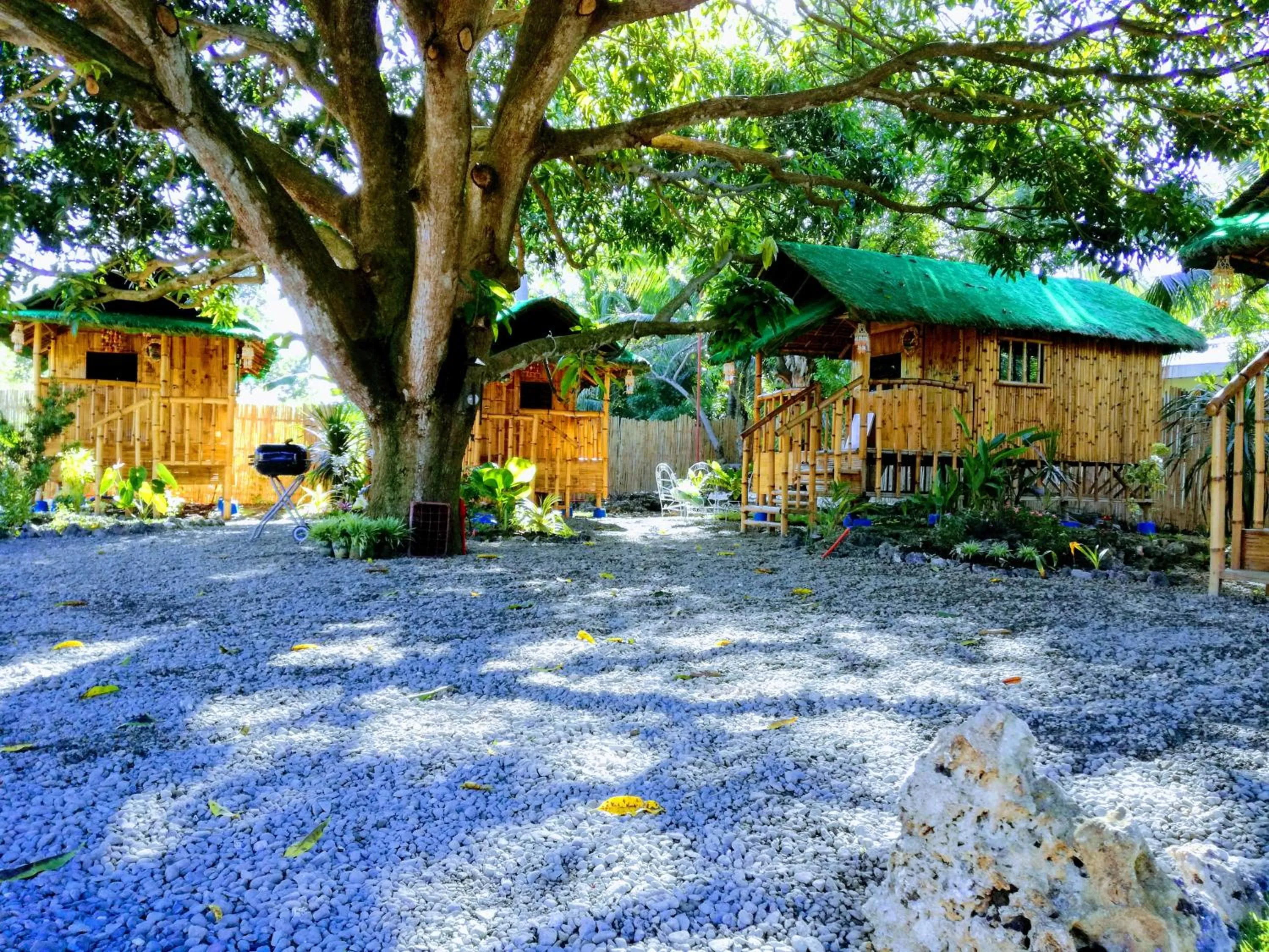 Moalboal Bamboo Guest House