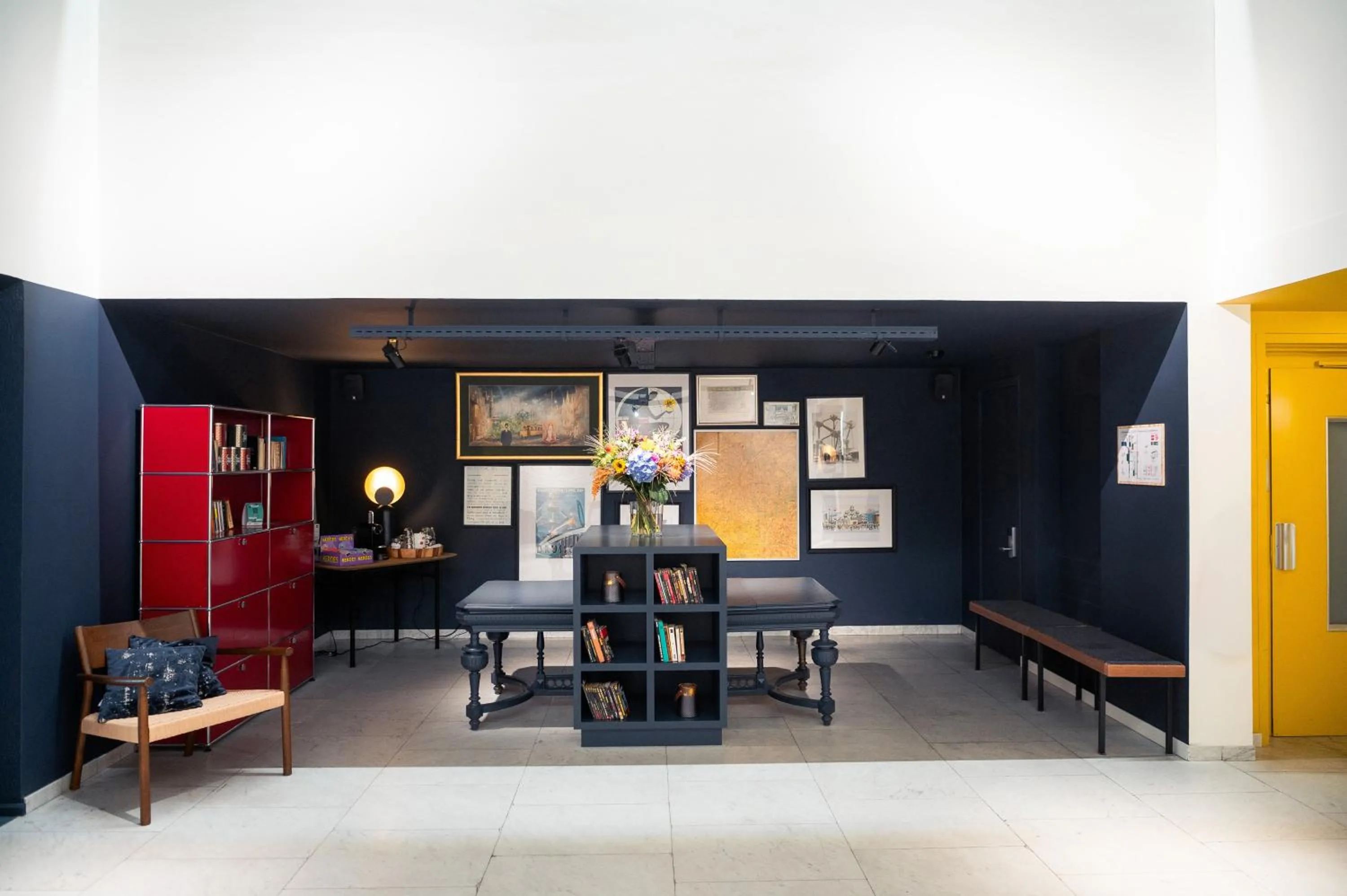 Lobby or reception in Hotel Queen Anne