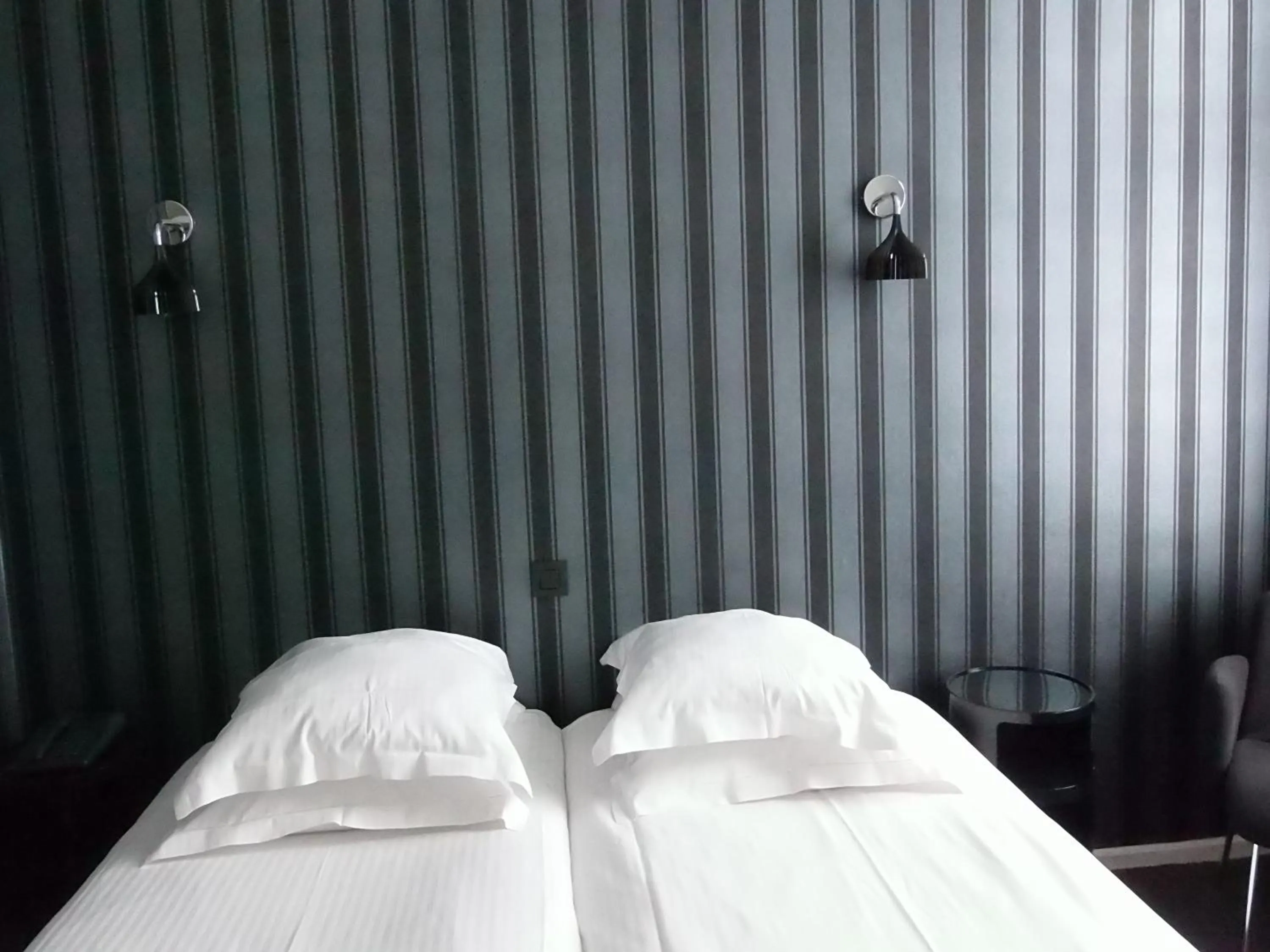 Bed in Hotel Queen Anne