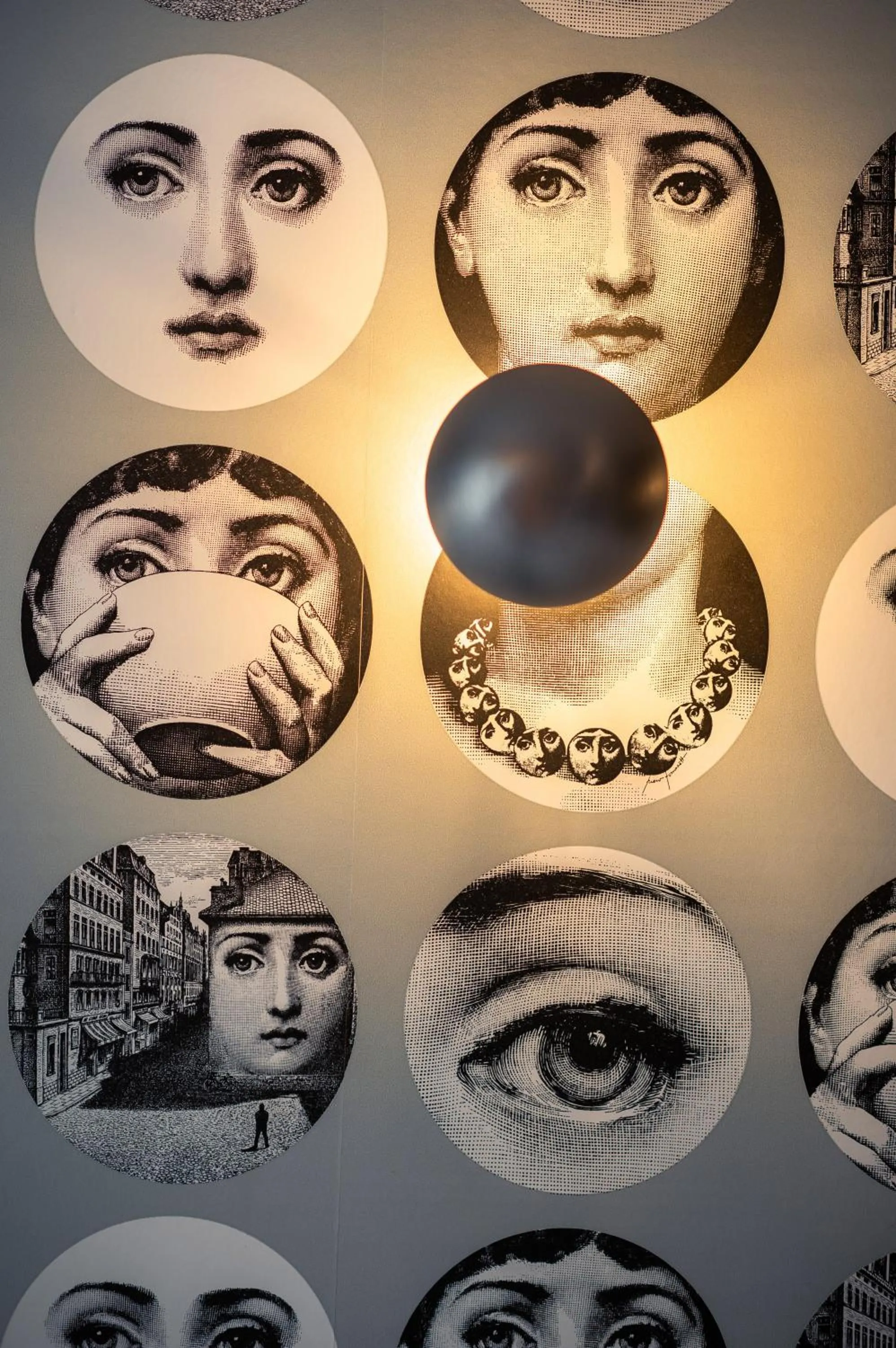 Decorative detail in Hotel Queen Anne