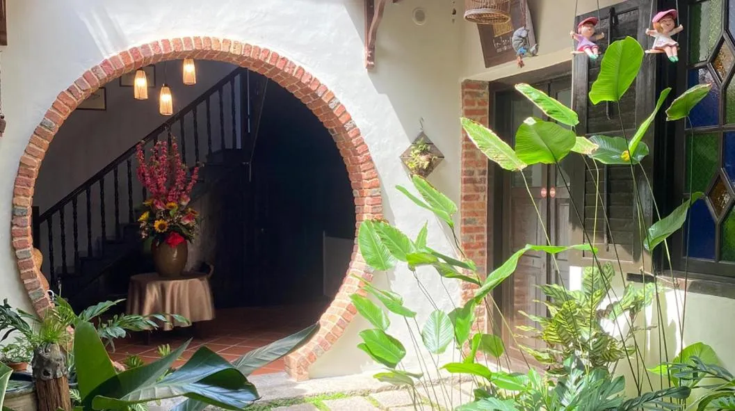 Garden in ke-lan-tan House