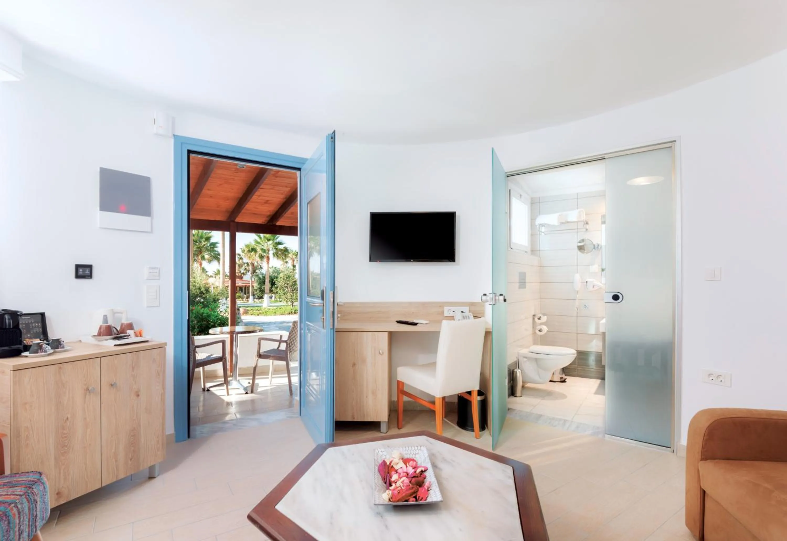 Seating area in Eurovillage Achilleas Hotel