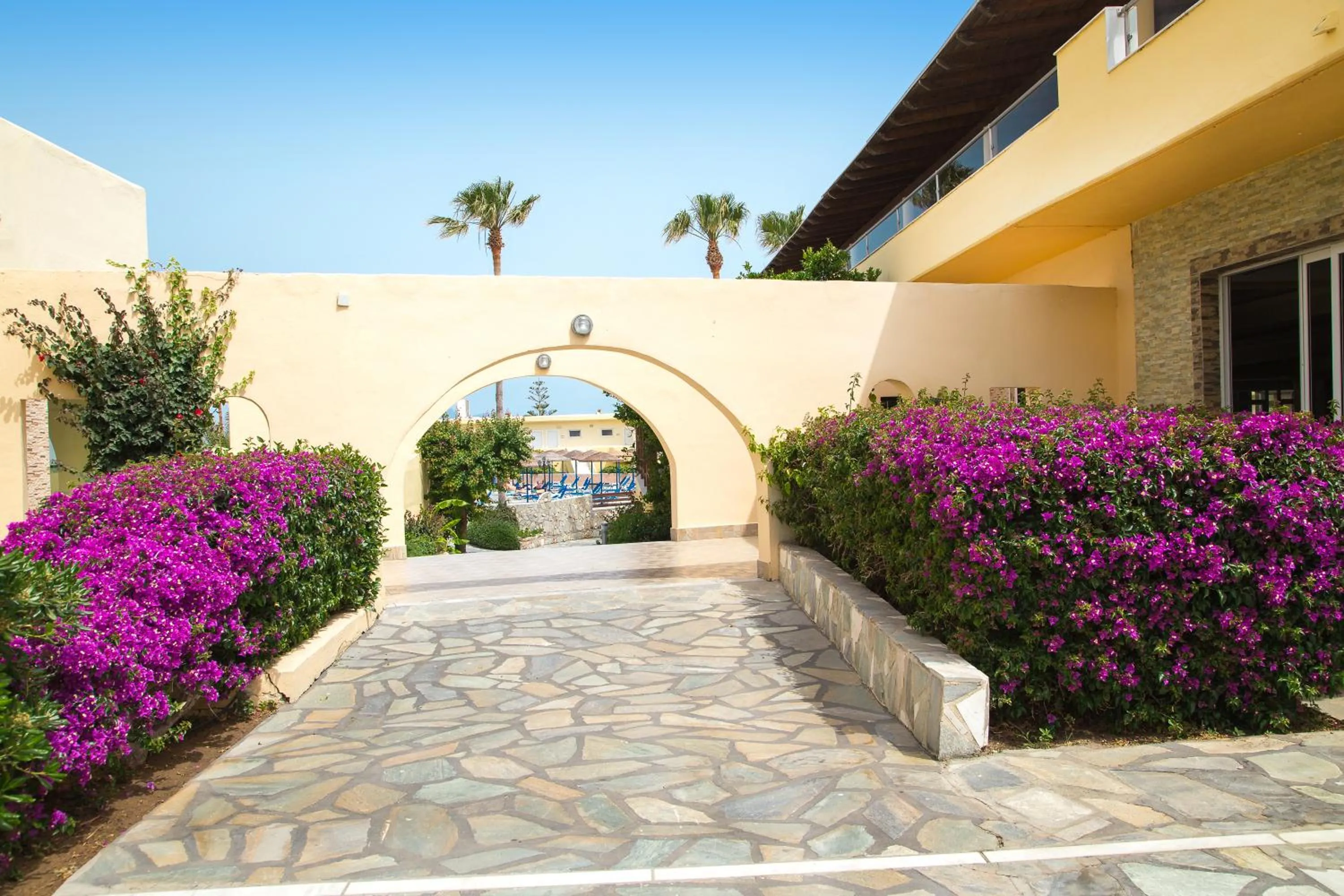 Day in Eurovillage Achilleas Hotel