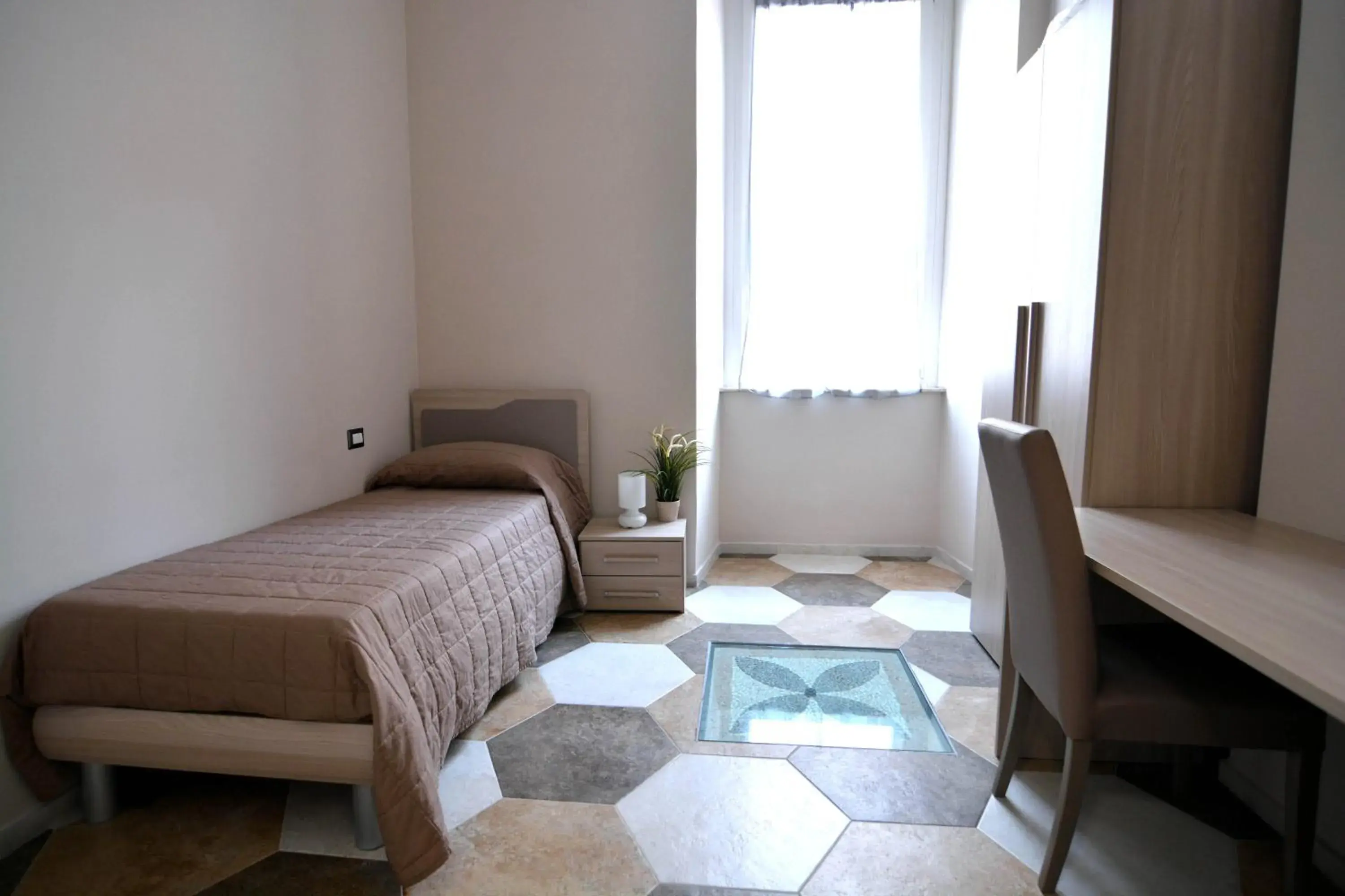 Single Room in Residence Stendhal Guest House Single Room in Residence Stendhal Guest House