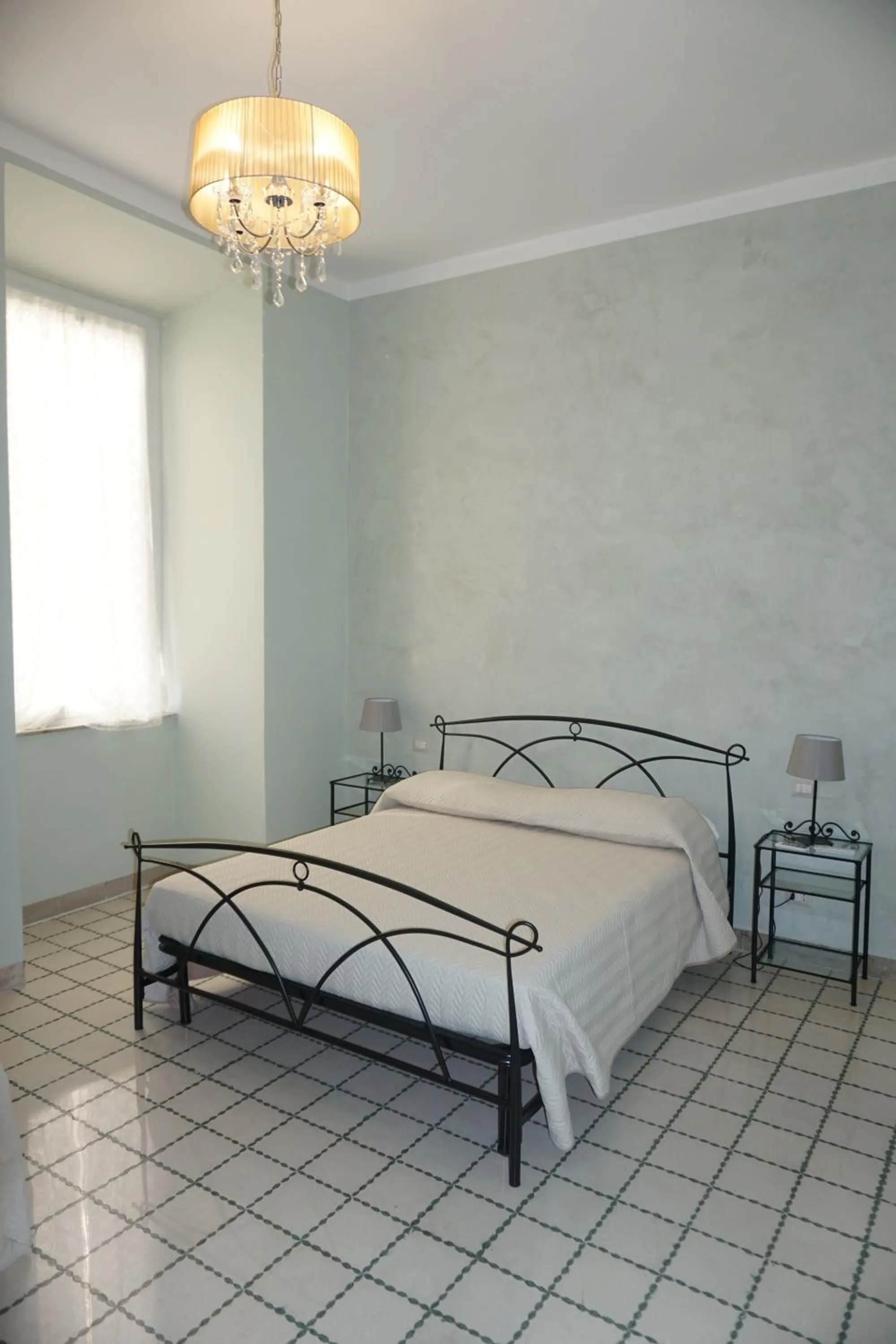 Photo of the whole room, Bed in Residence Stendhal Guest House