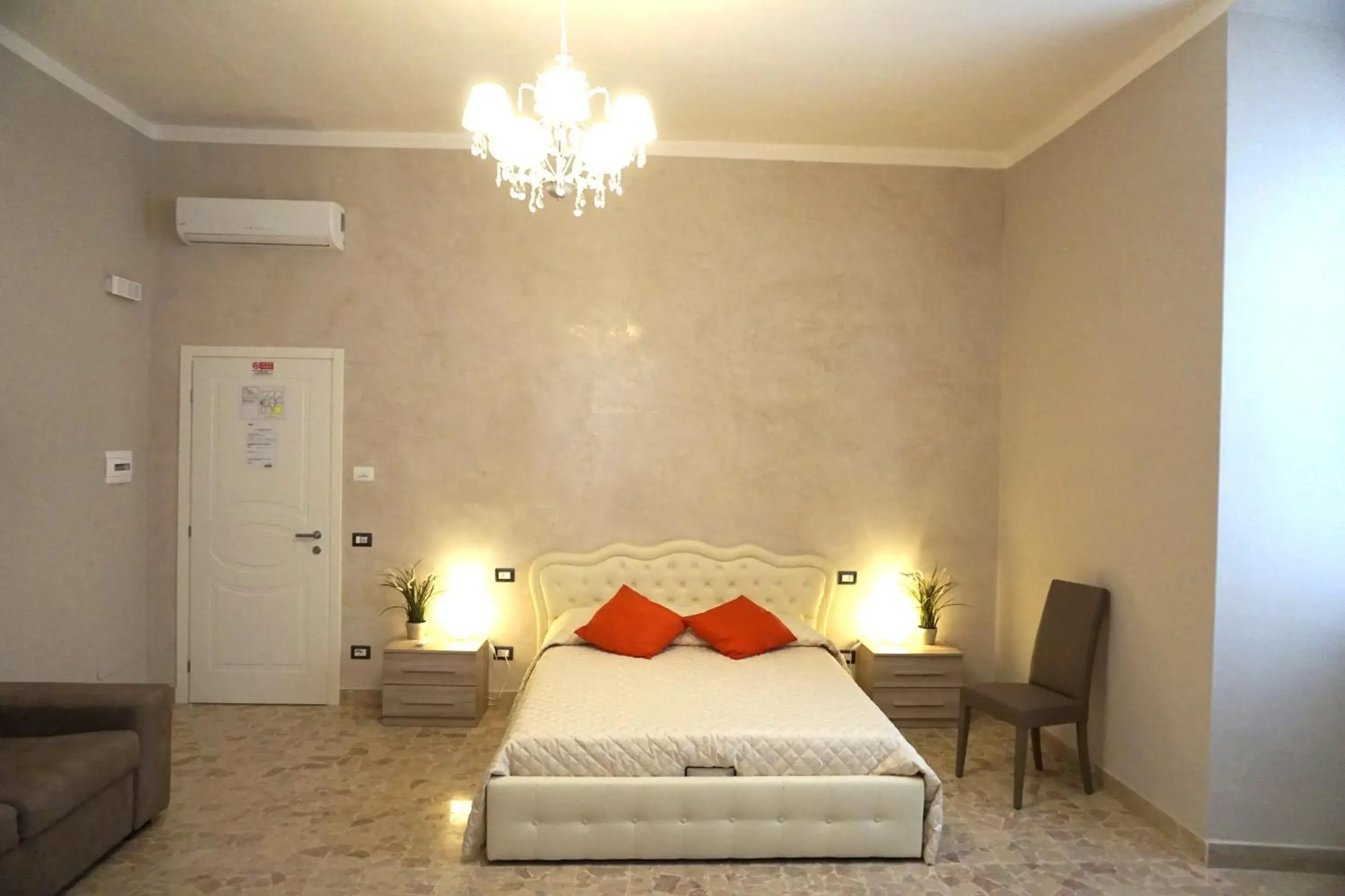 Deluxe Family Suite - single occupancy in Residence Stendhal Guest House Deluxe Family Suite - single occupancy in Residence Stendhal Guest House