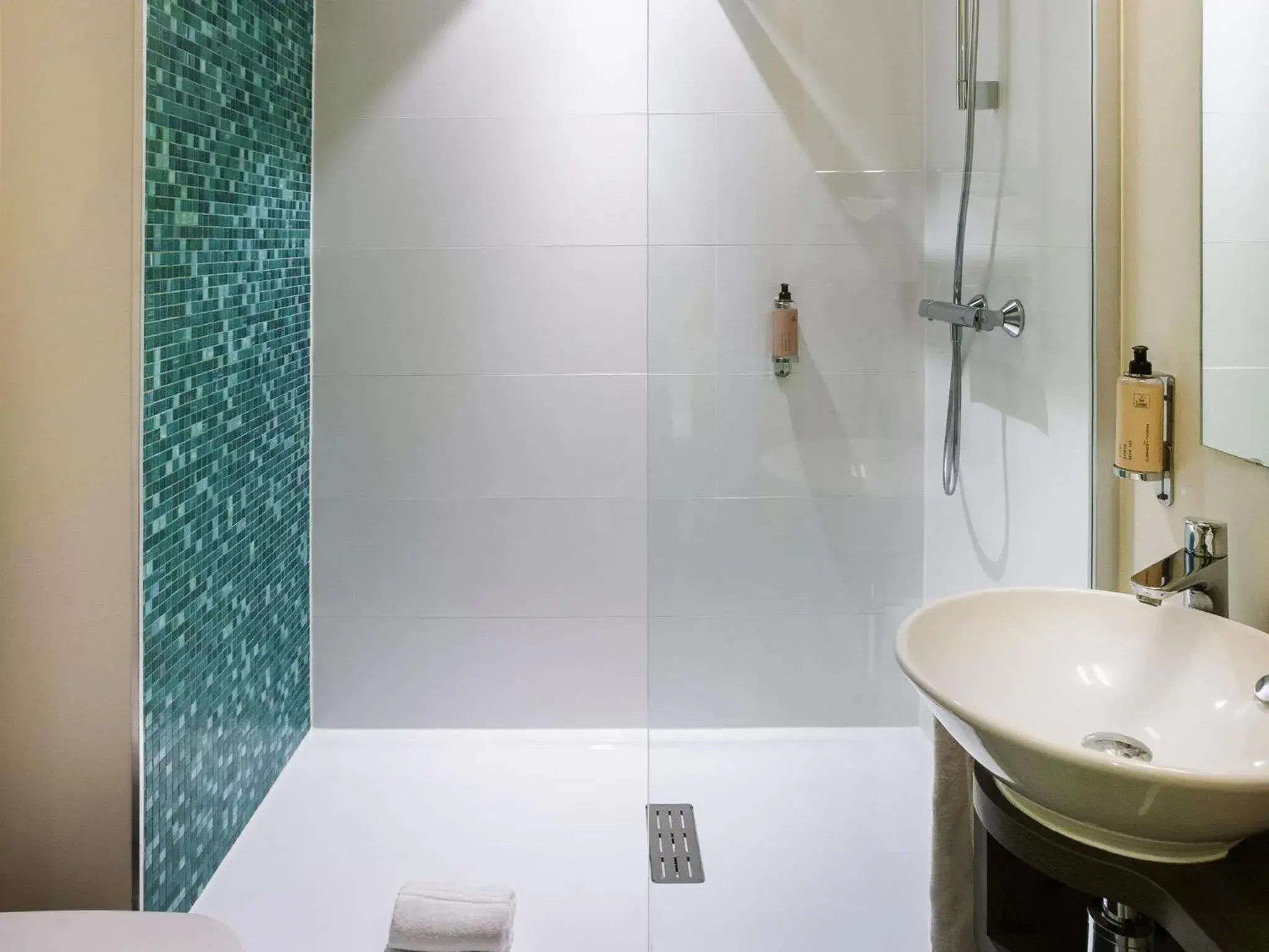 Bedroom in ibis Styles Kortrijk Expo Bedroom in ibis Styles Kortrijk Expo