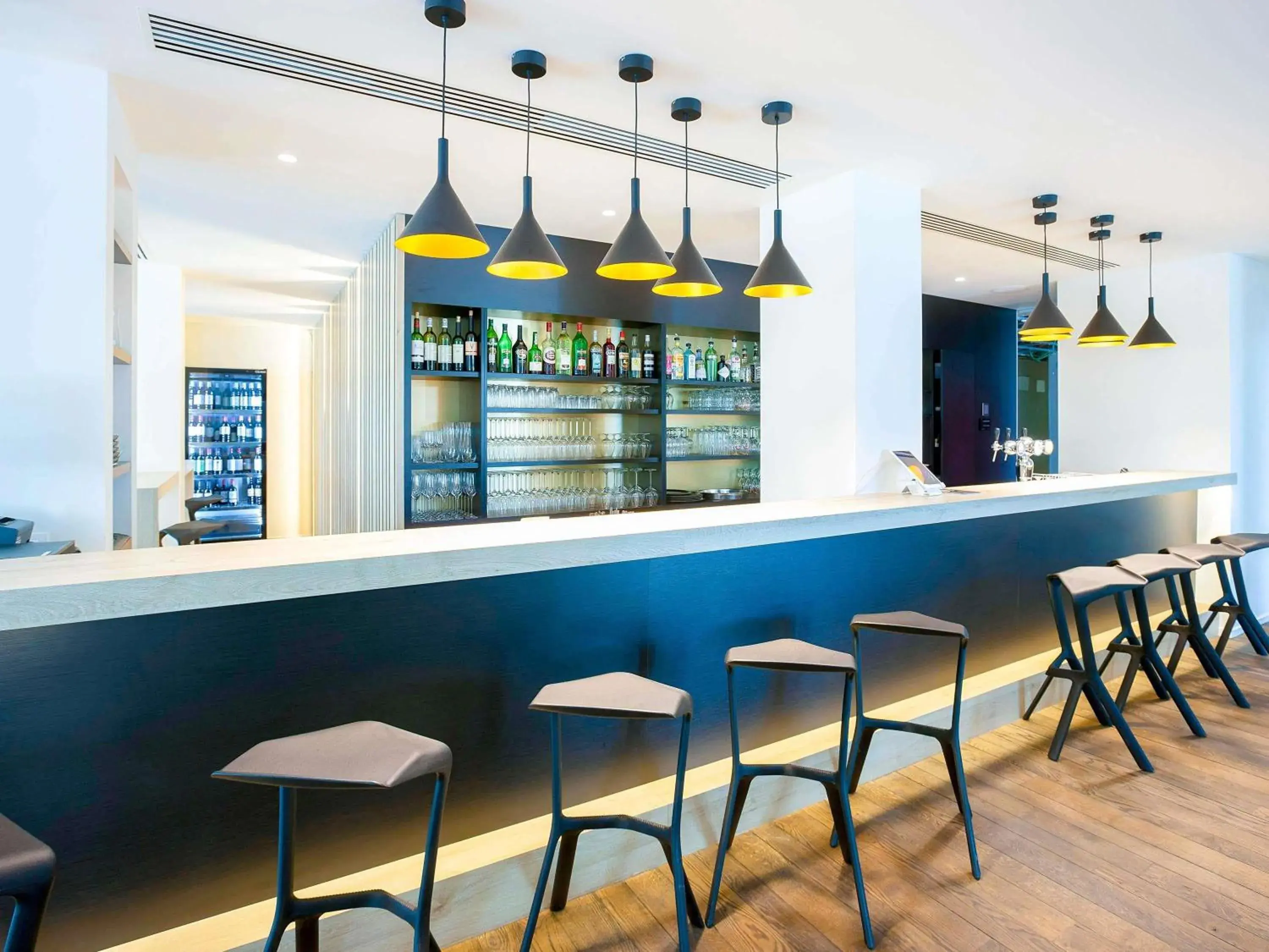 Lounge or bar in ibis Styles Kortrijk Expo Lounge or bar in ibis Styles Kortrijk Expo
