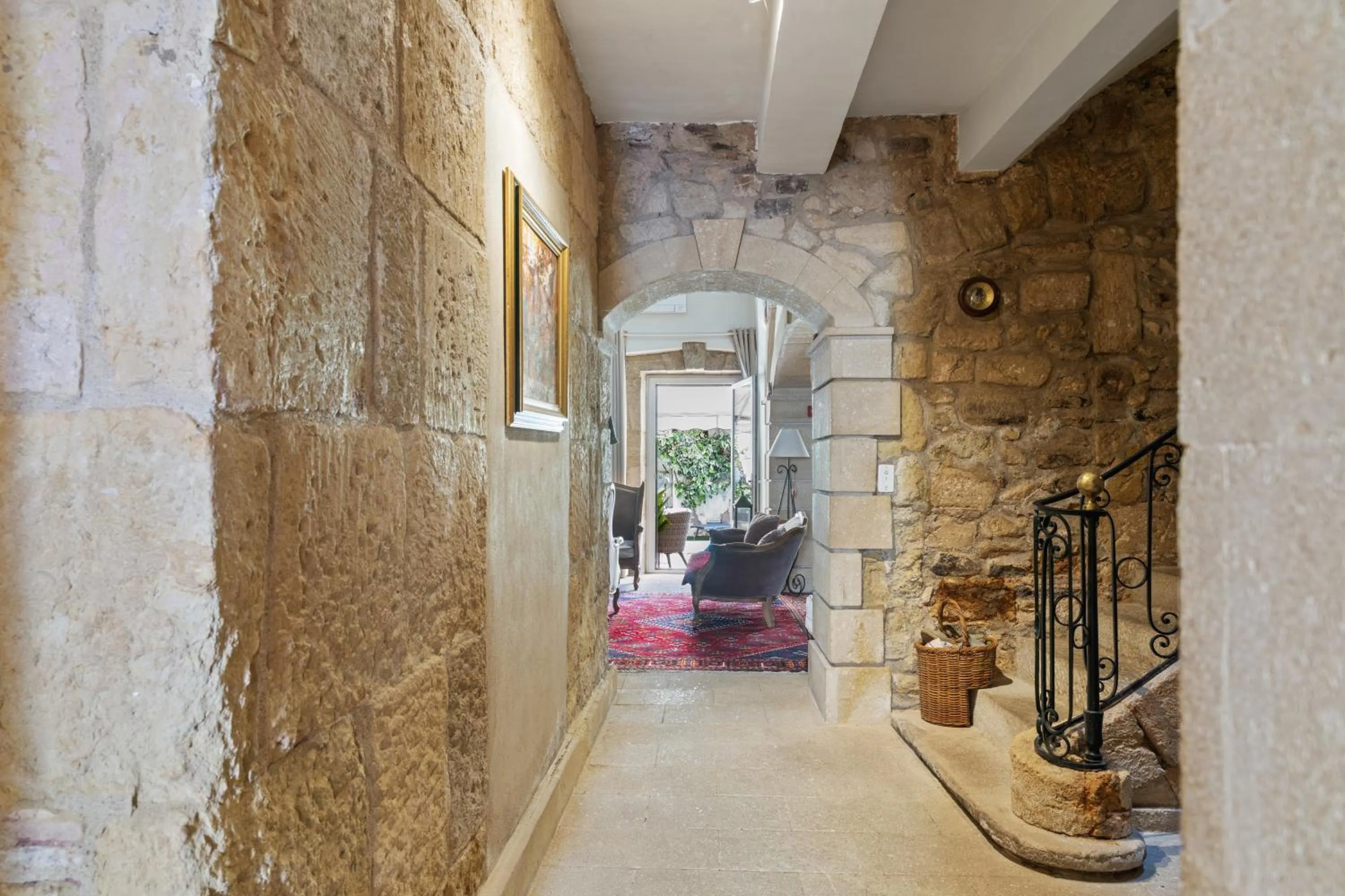 Lobby or reception in L'ORANGERIE Chambres d'hotes de charme