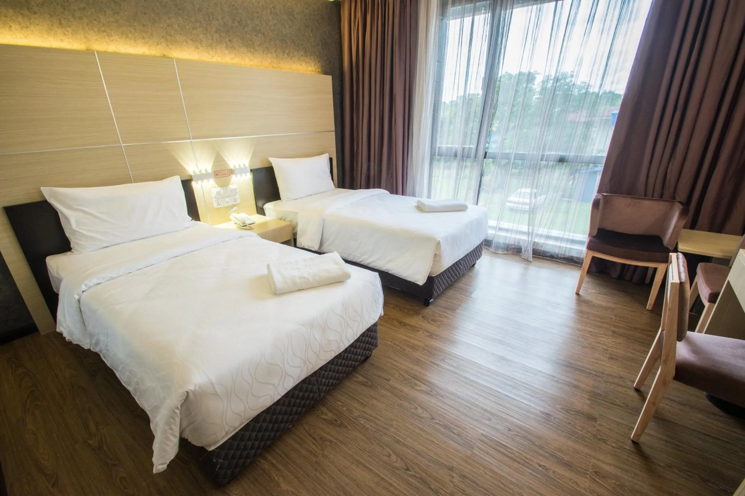 Bedroom, Bed in Hotel Labuan Point