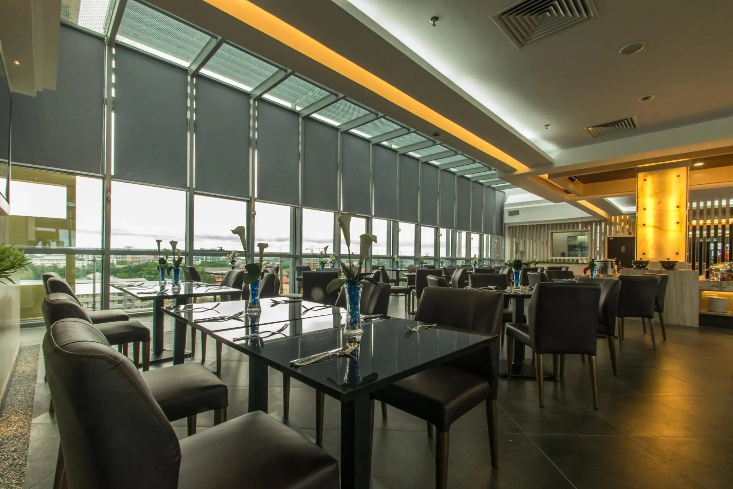 Restaurant/places to eat in Hotel Labuan Point Restaurant/places to eat in Hotel Labuan Point